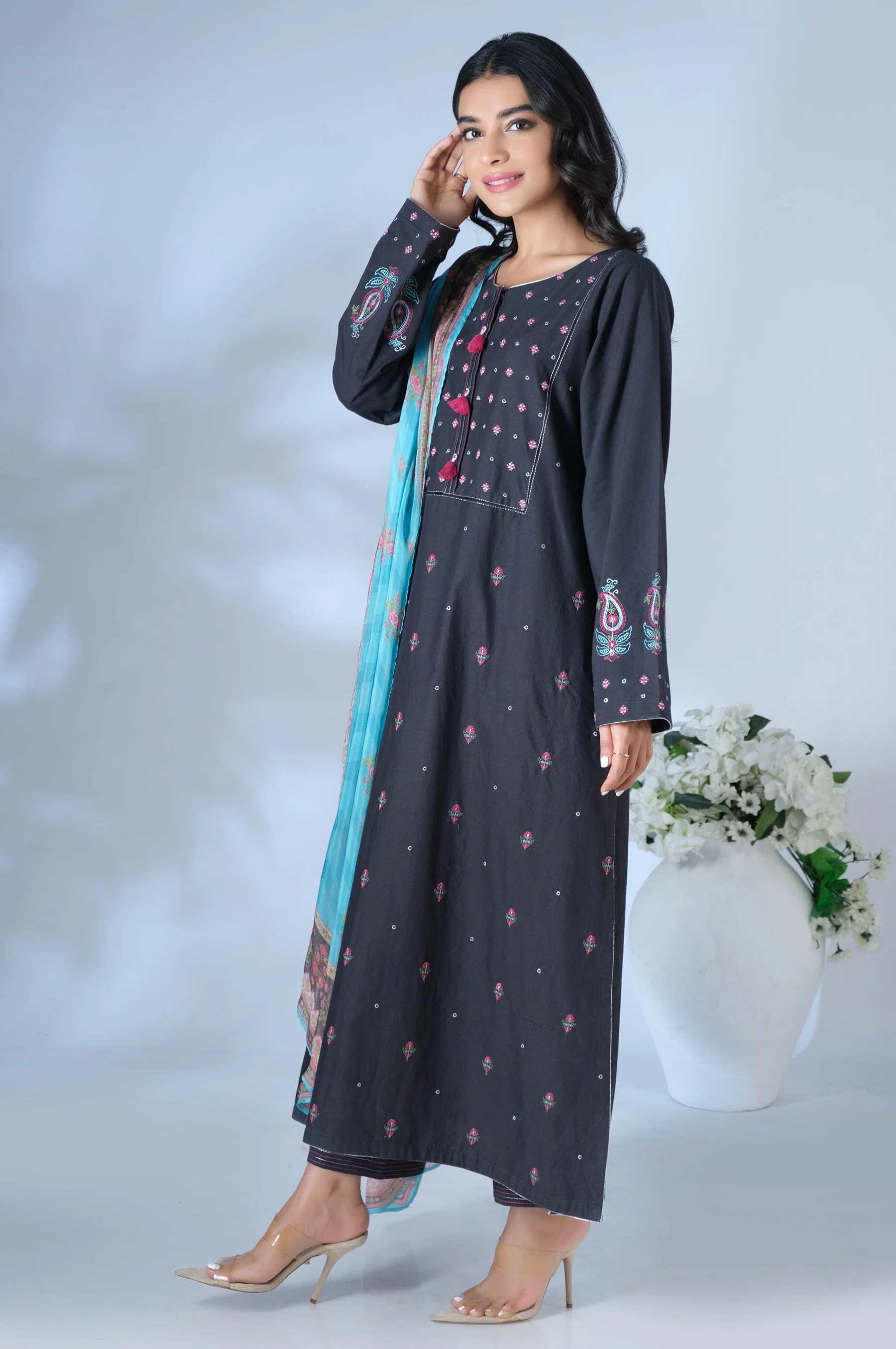 Unstitched 3 Piece Embroidered Cambric Suit - Image 4