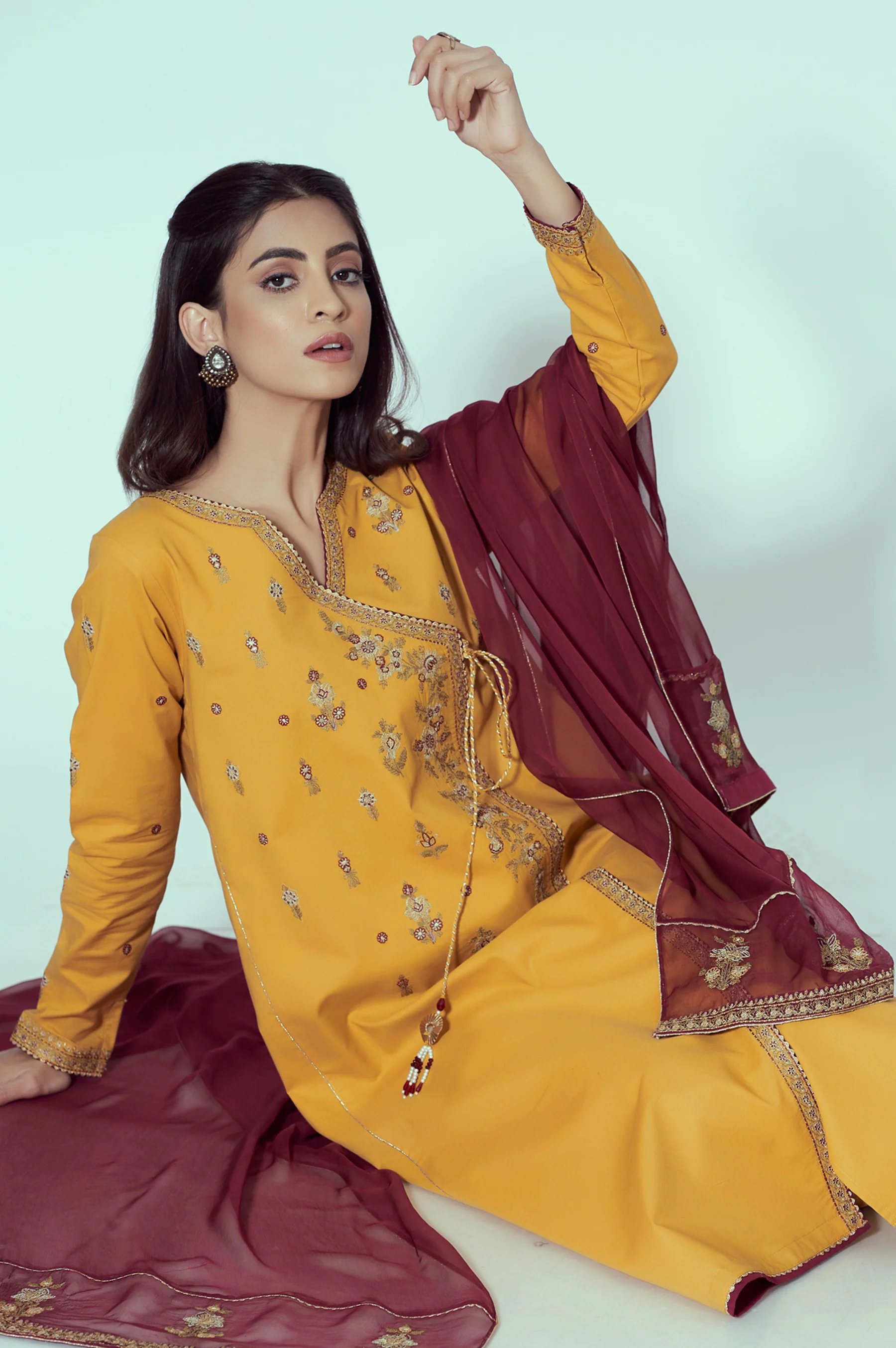 Unstitched 3 Piece Embroidered Cambric Suit - Image 4