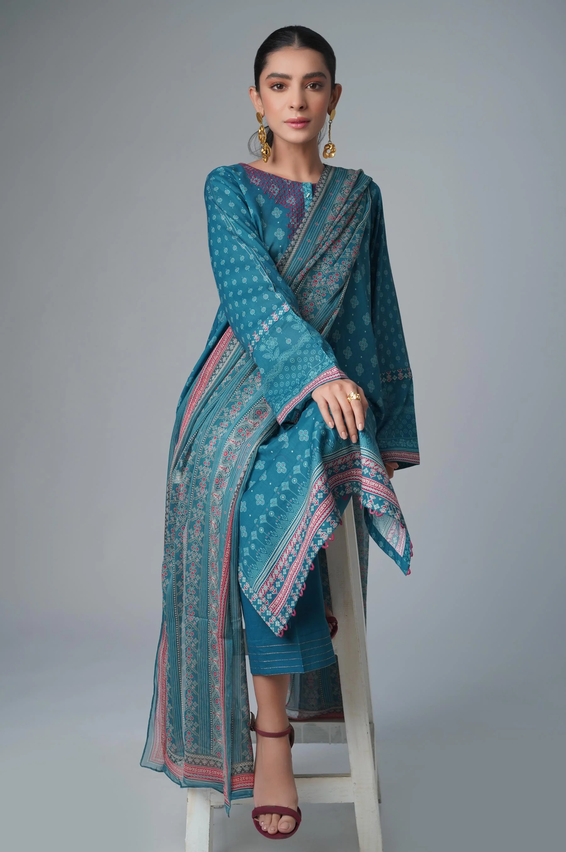 Unstitched 3 Piece Printed Lawn - Image 6
