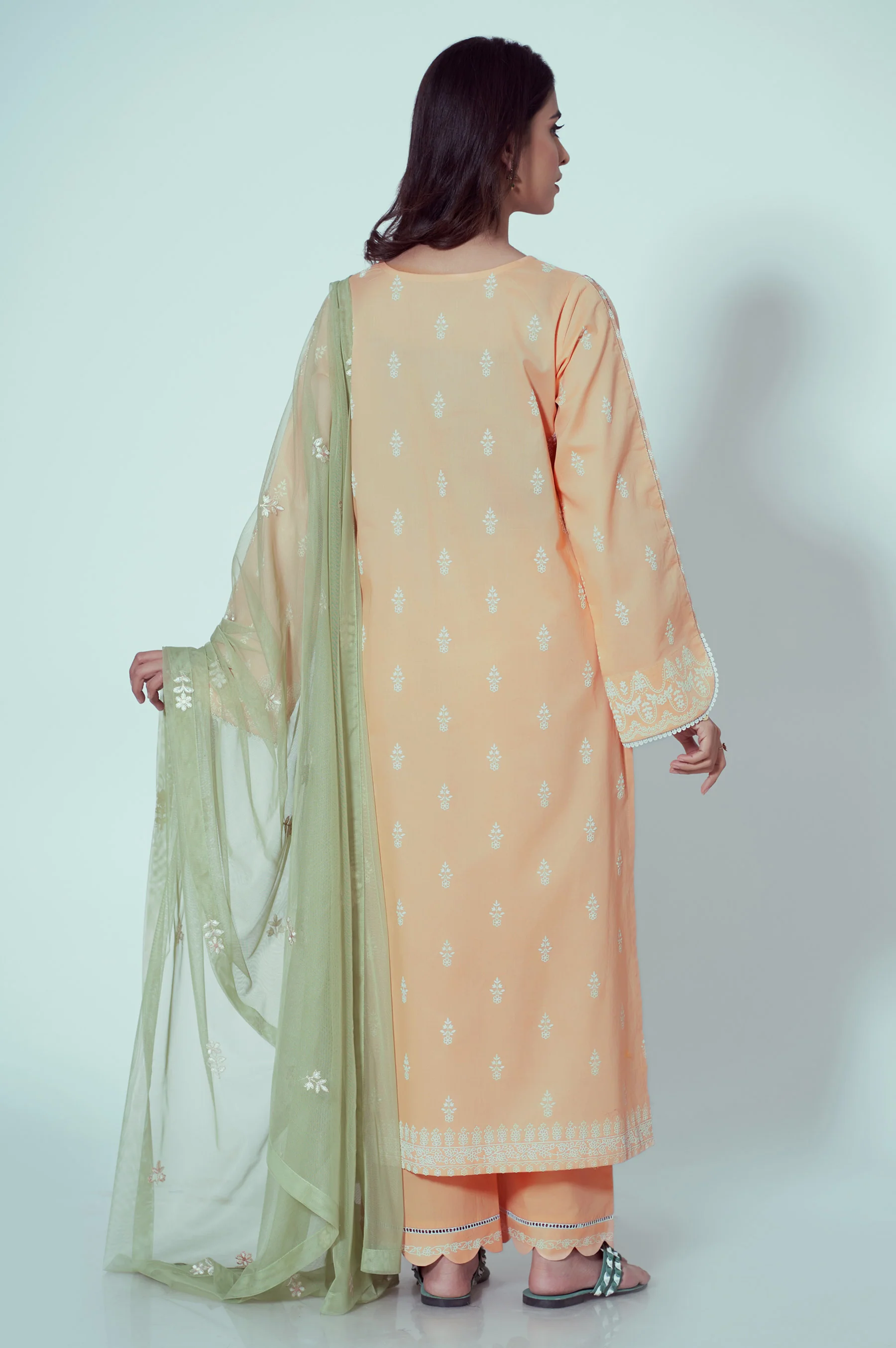 Unstitched 3 Piece Puff Printed Lawn Suit - Image 3