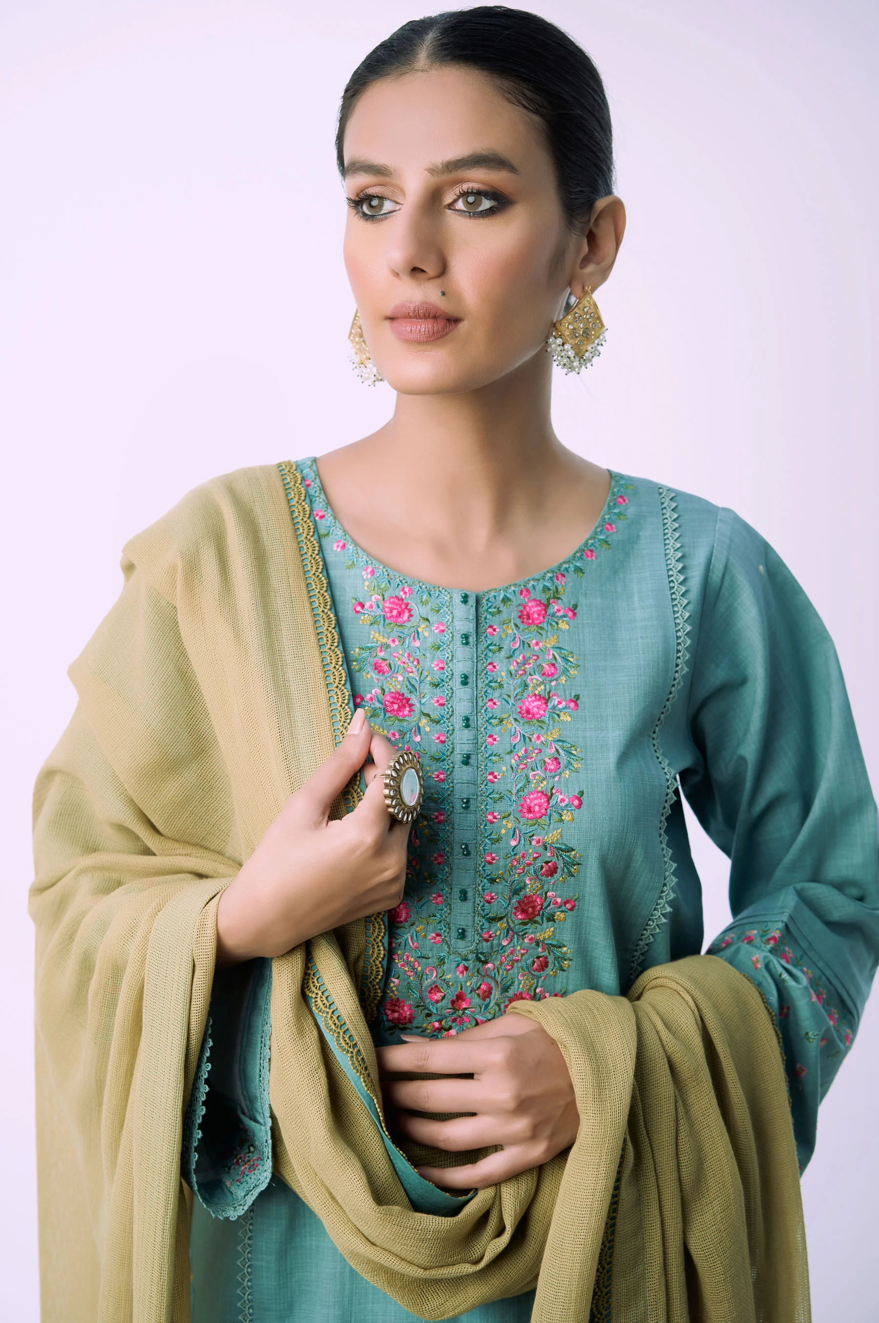 Unstitched 3 Piece Textured Slub Suit - Image 3