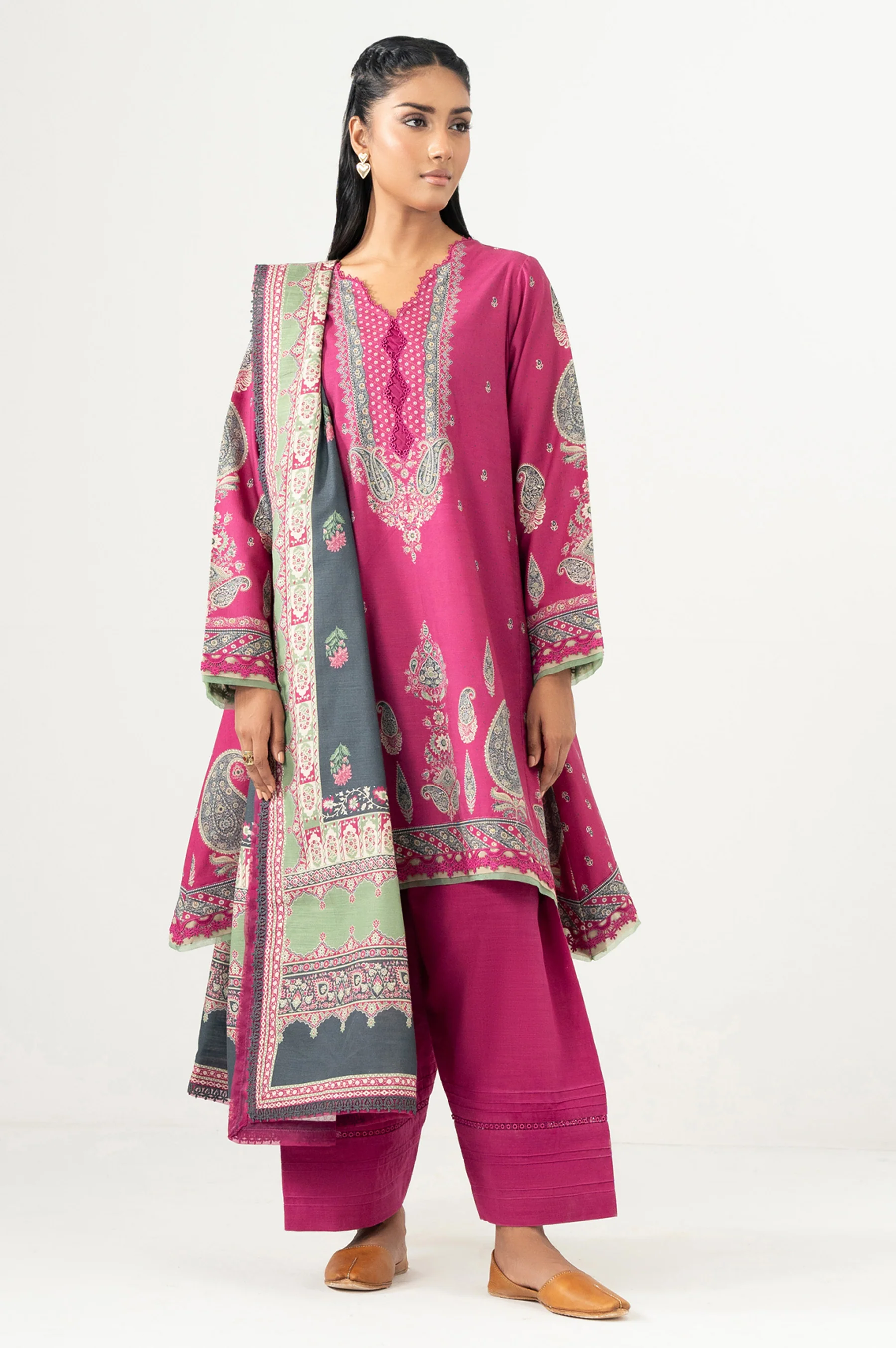 DYED STITCHED DUPATTA (FACTORY E-OUTLET)
