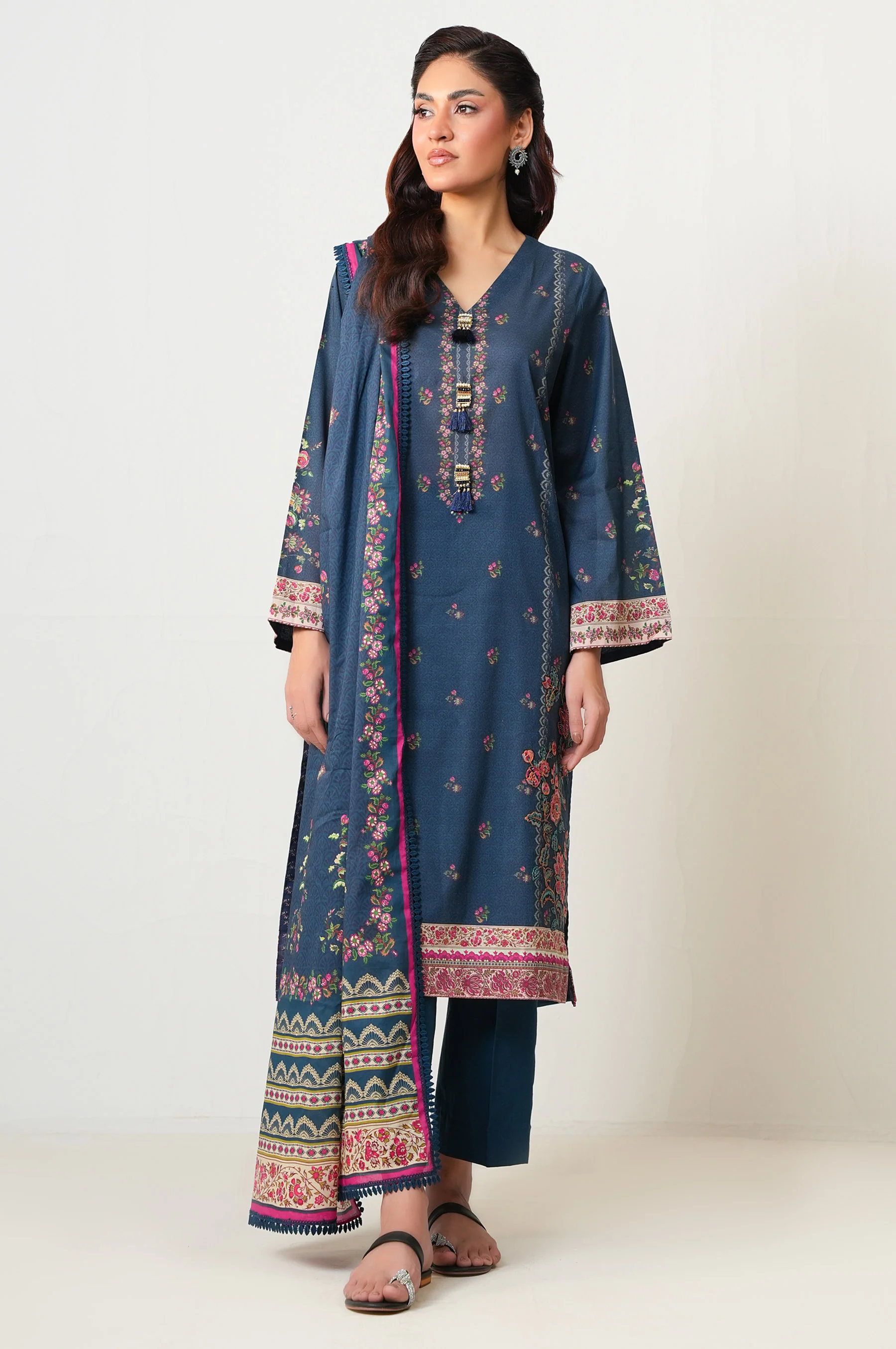 EMBROIDERED STITCHED DUPATTA (FACTORY E-OUTLET)