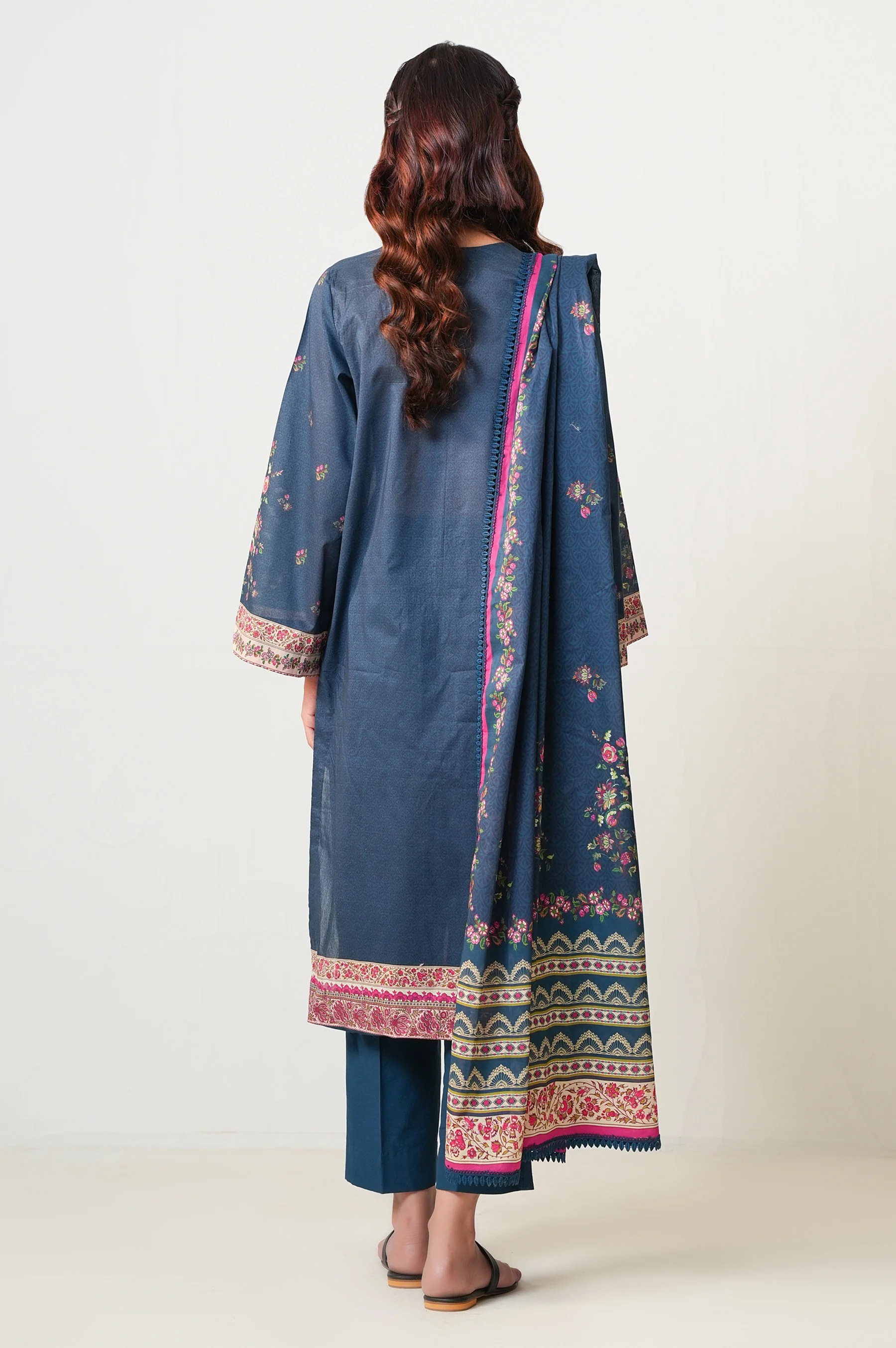 EMBROIDERED STITCHED DUPATTA (FACTORY E-OUTLET) - Image 4
