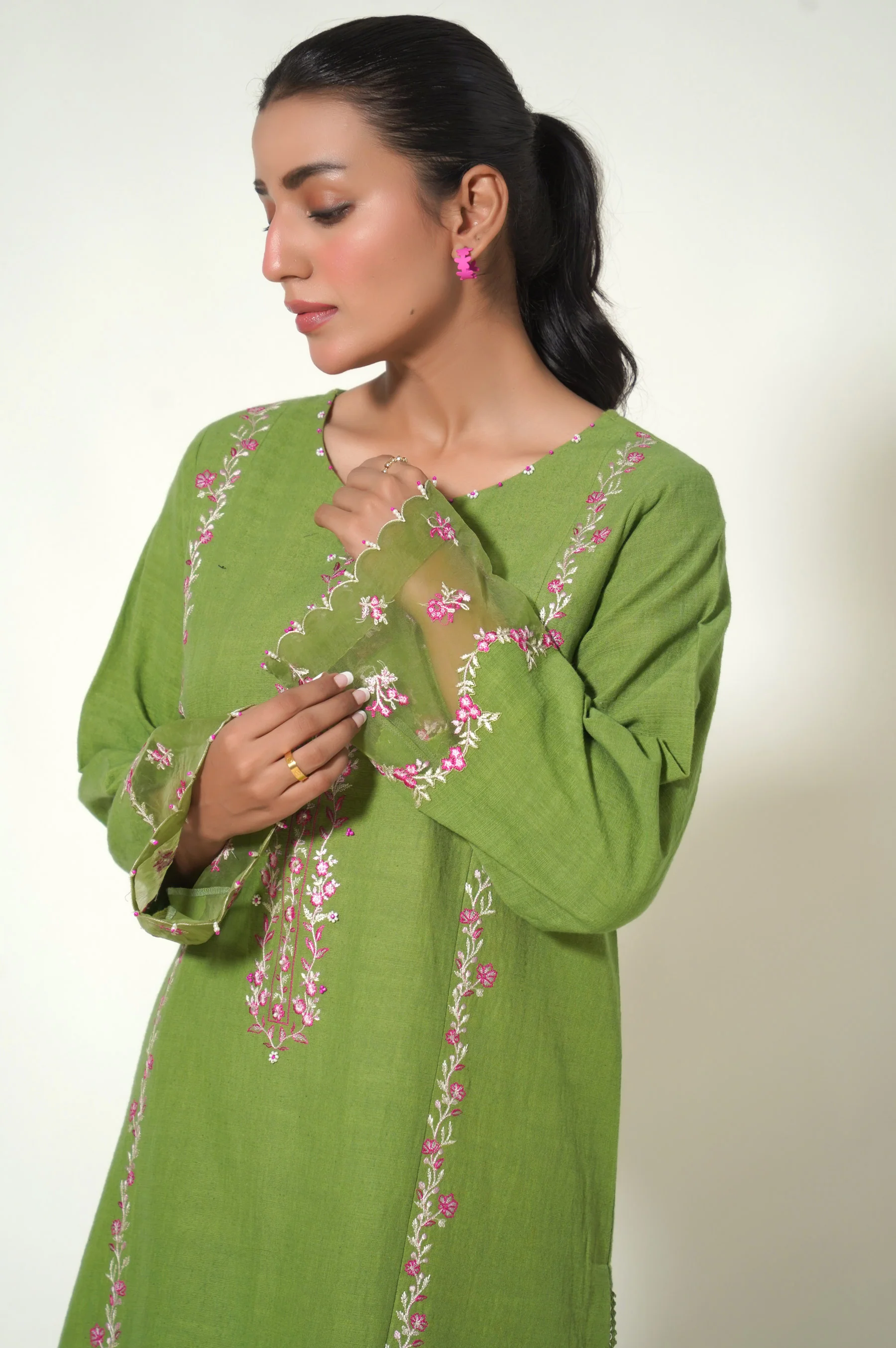 Unstitched 1 Piece Embroidered Khaddar Shirt - Image 5