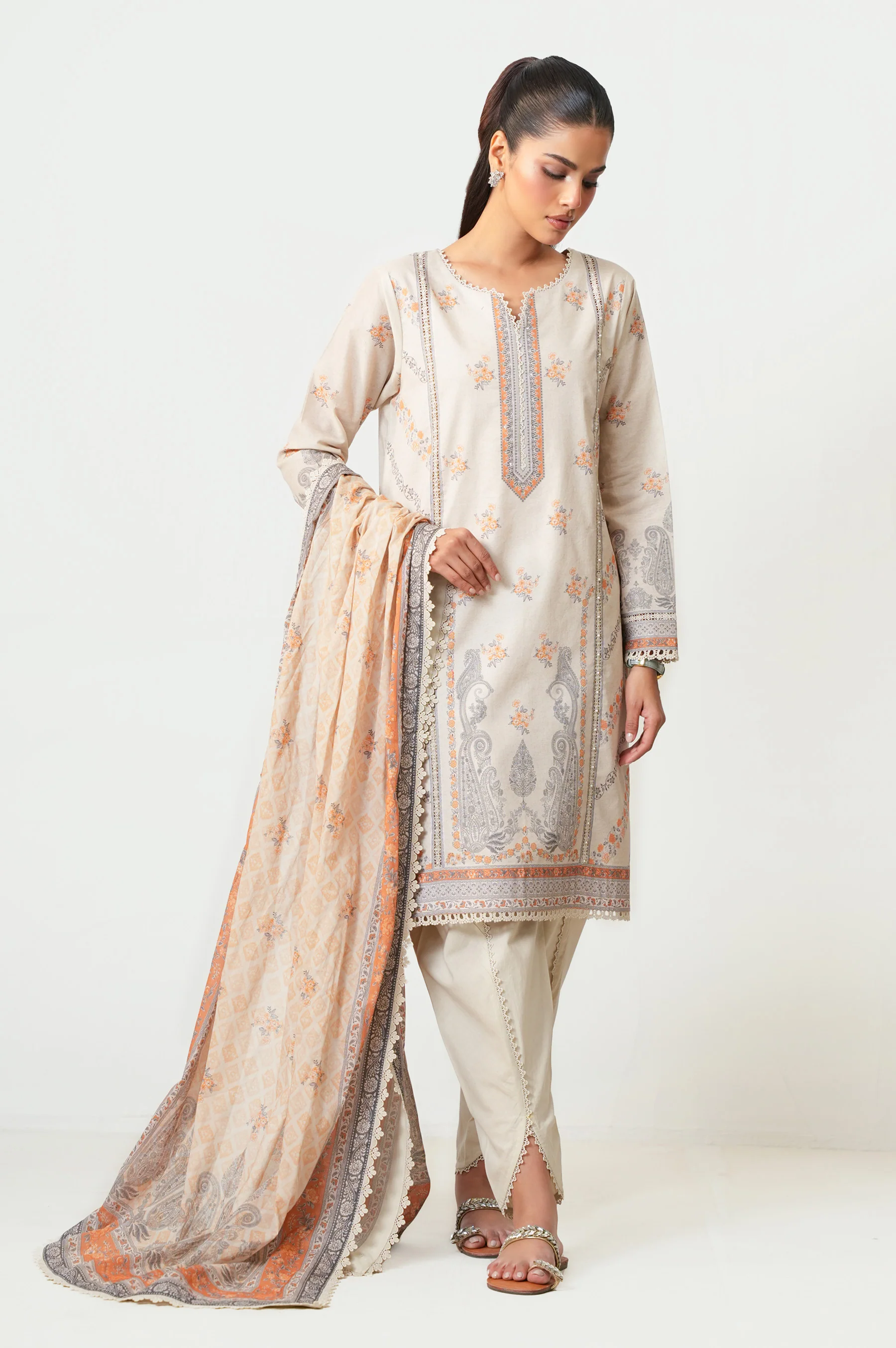 UNSTITCHED PRINTED SUIT - Image 6