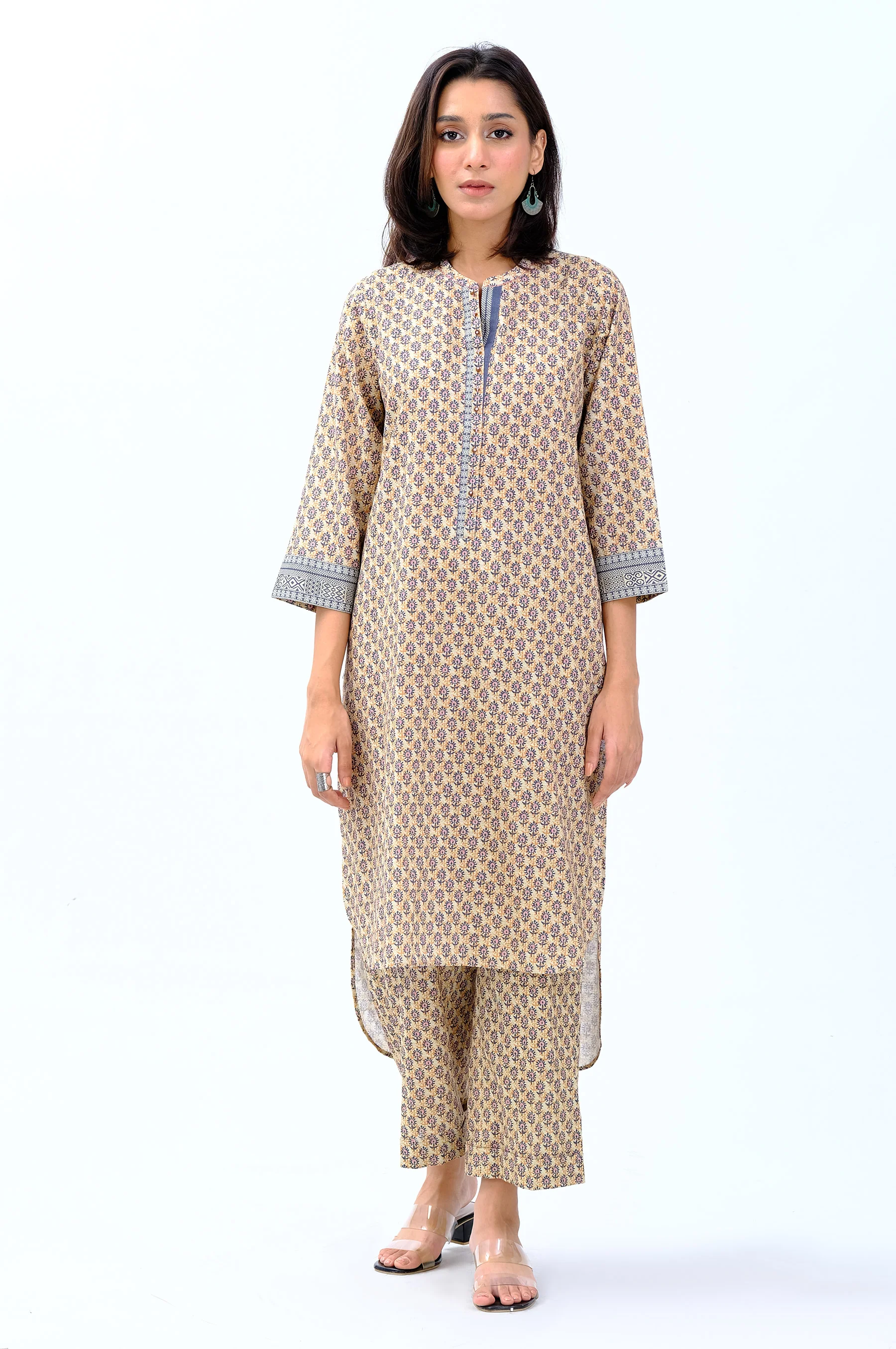 Unstitched 1 Piece Printed Khaddar Shirt