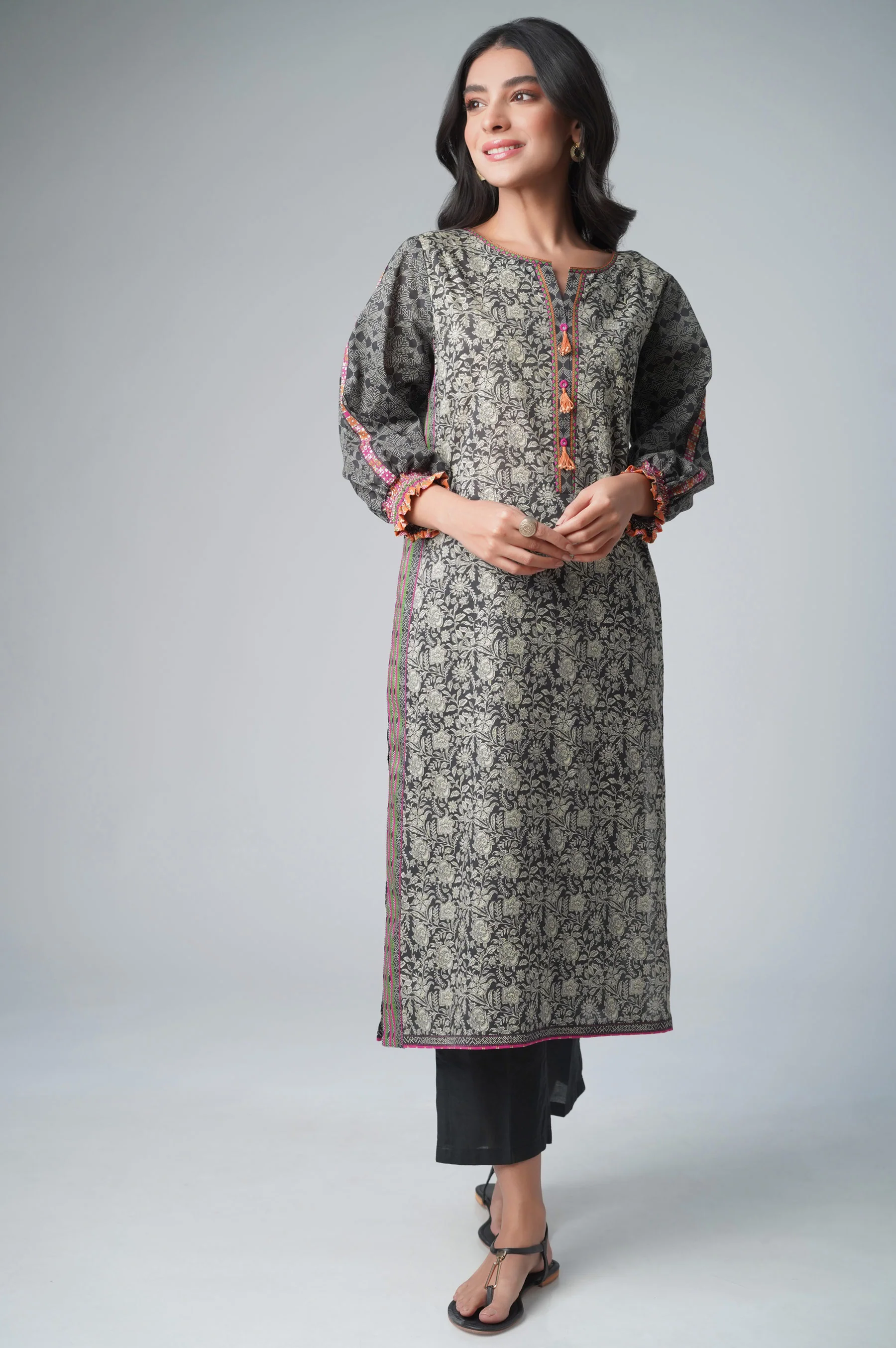 Unstitched 1 Piece Printed Lawn Shirt - Image 5