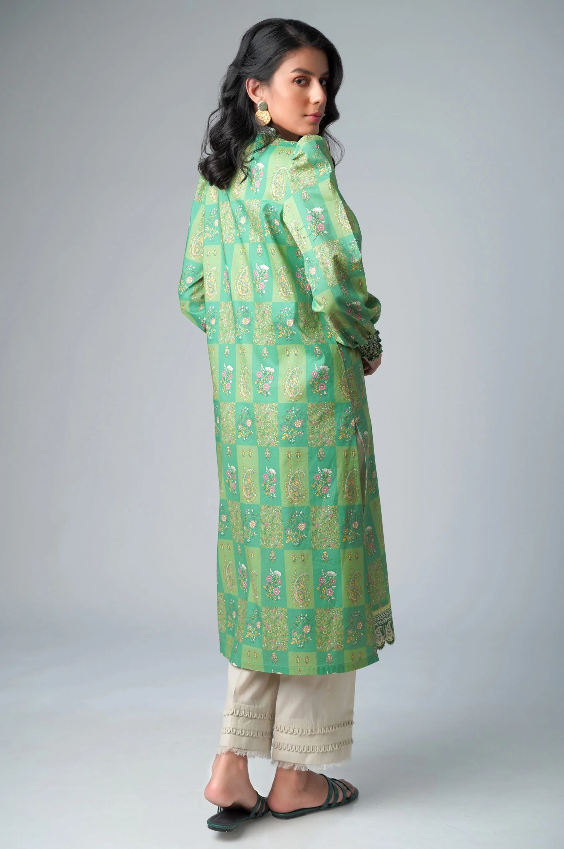 Unstitched 1 Piece Printed Lawn Shirt - Image 4