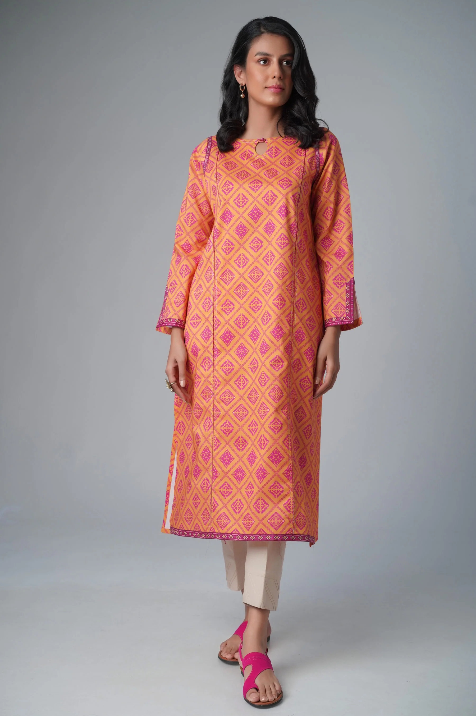 Unstitched 1 Piece Printed Lawn Shirt - Image 2