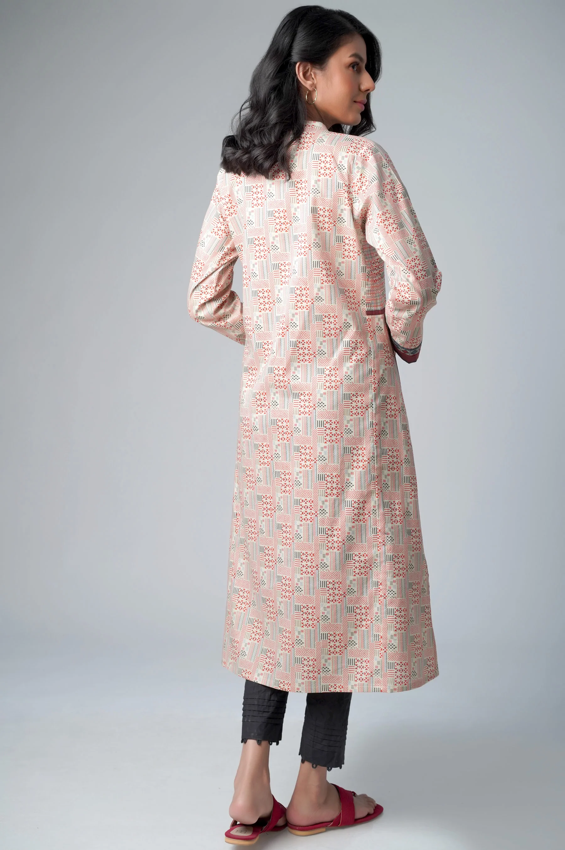 Unstitched 1 Piece Printed Lawn Shirt - Image 3