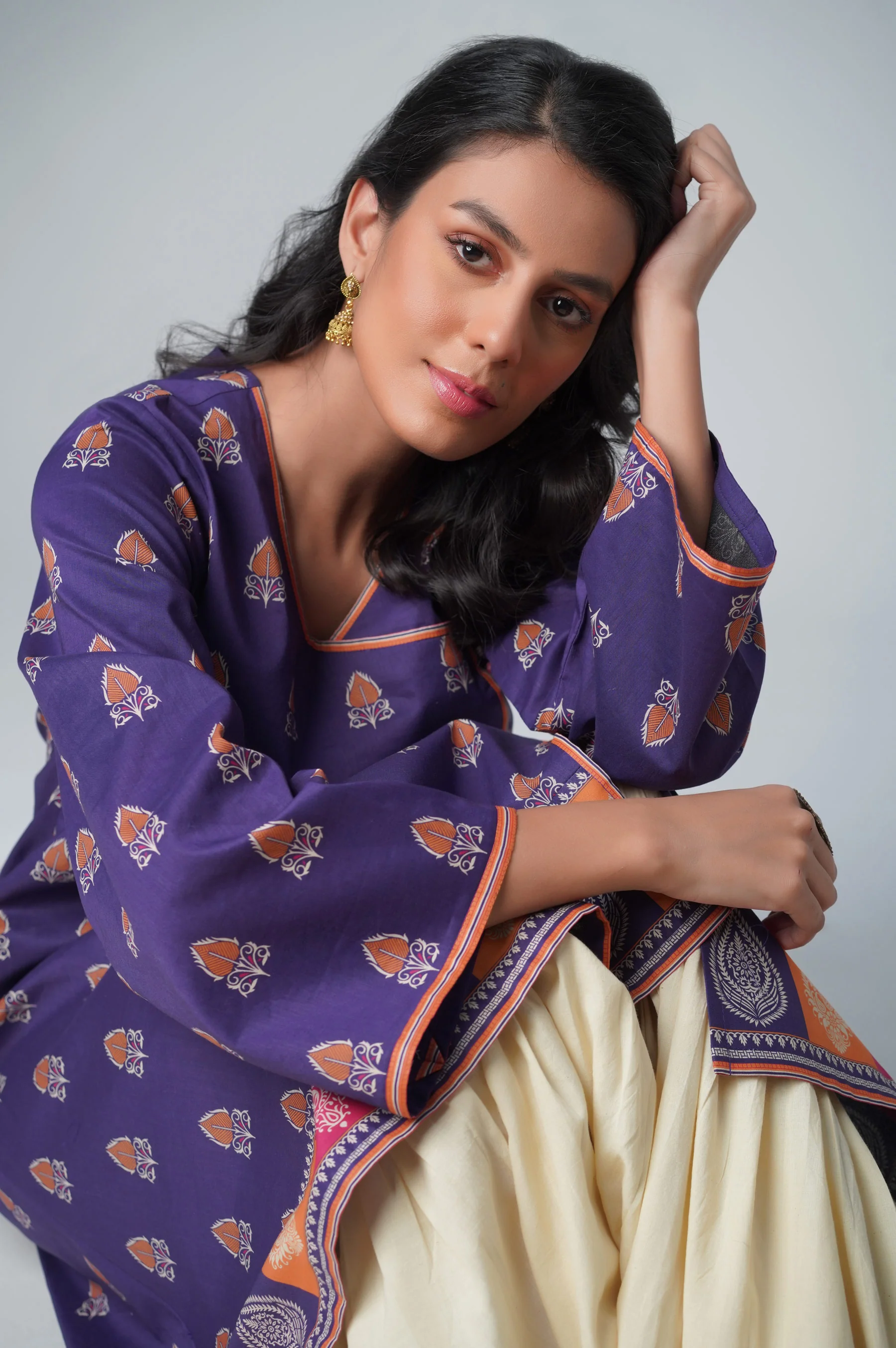 Unstitched 1 Piece Printed Lawn Shirt - Image 5