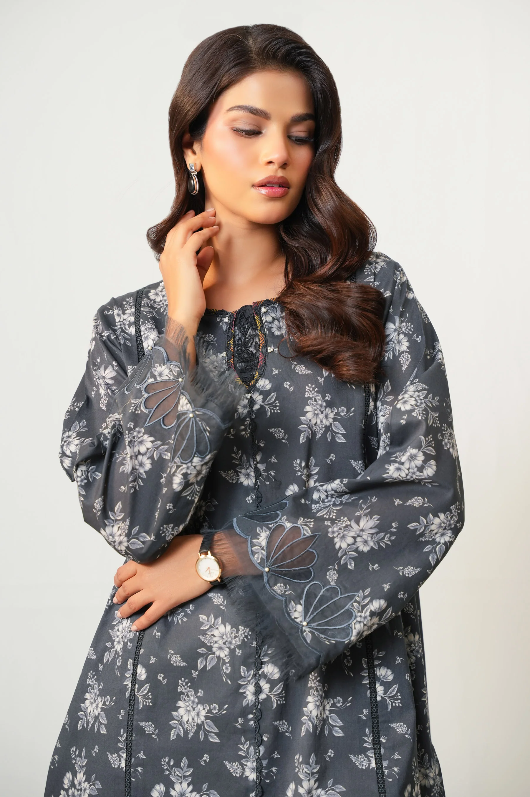 Unstitched 2 Piece Digital Printed Lawn Suit - Image 2