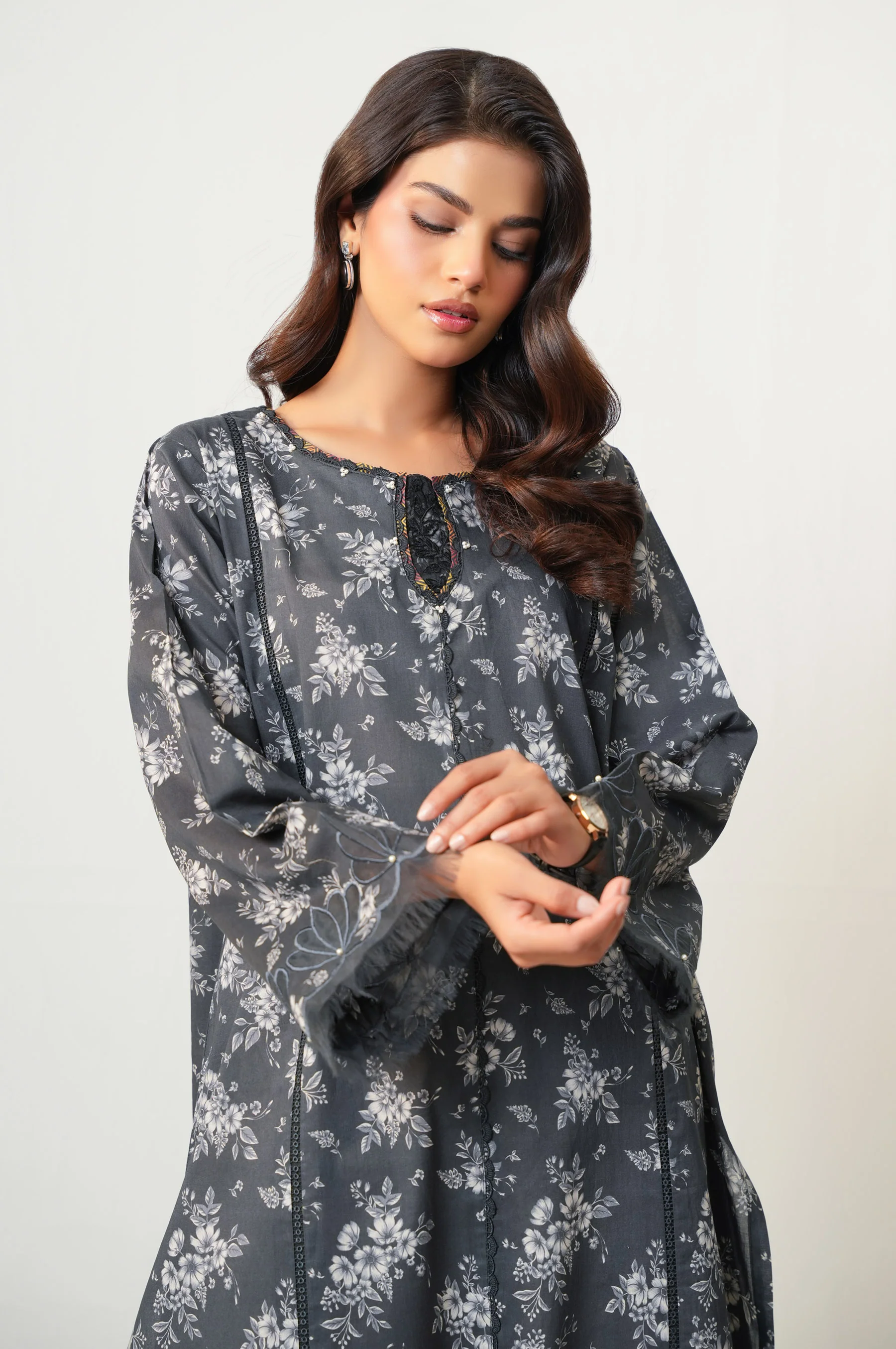 Unstitched 2 Piece Digital Printed Lawn Suit - Image 5
