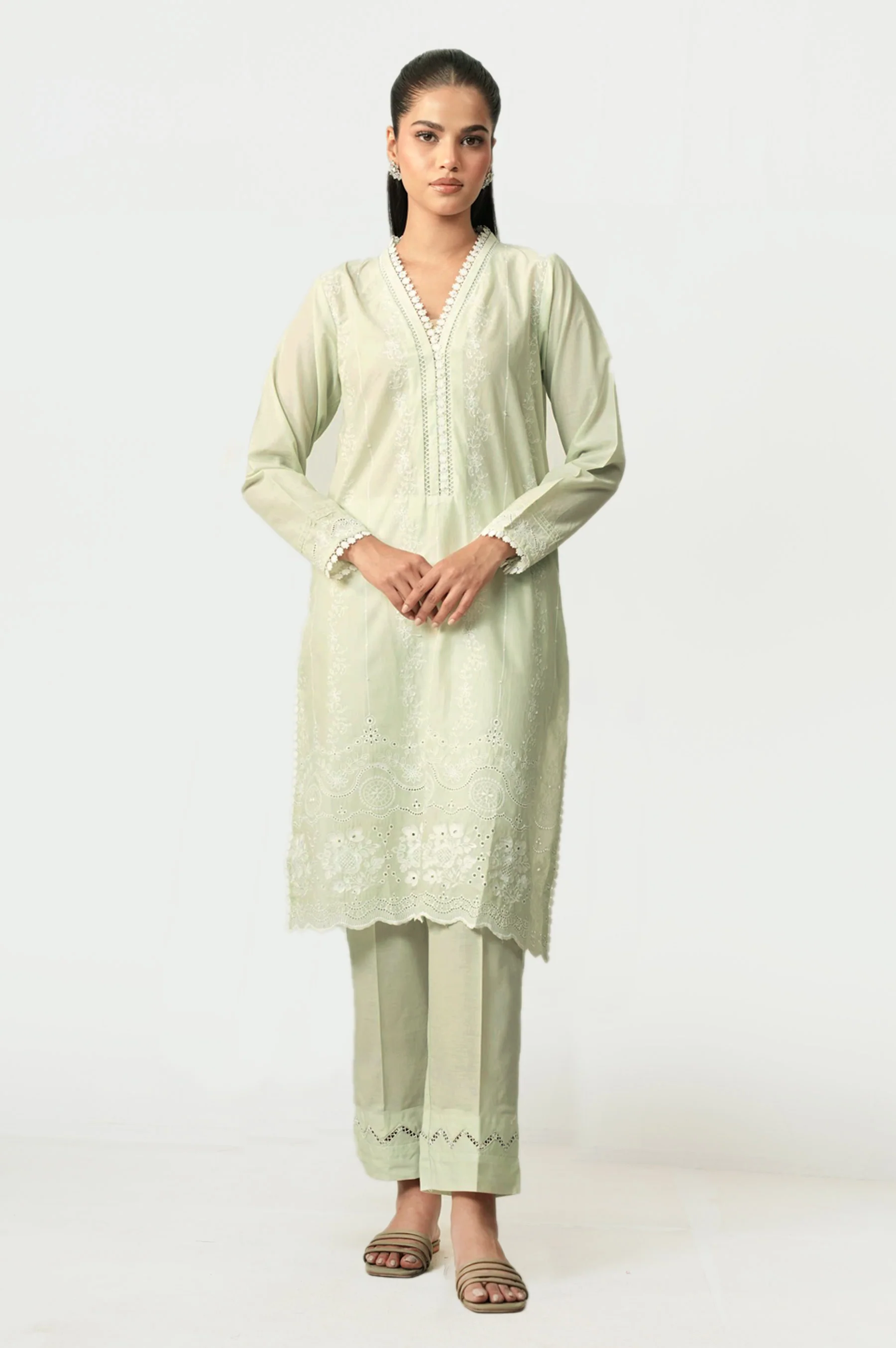 UNSTITCHED EMBROIDERED SUIT