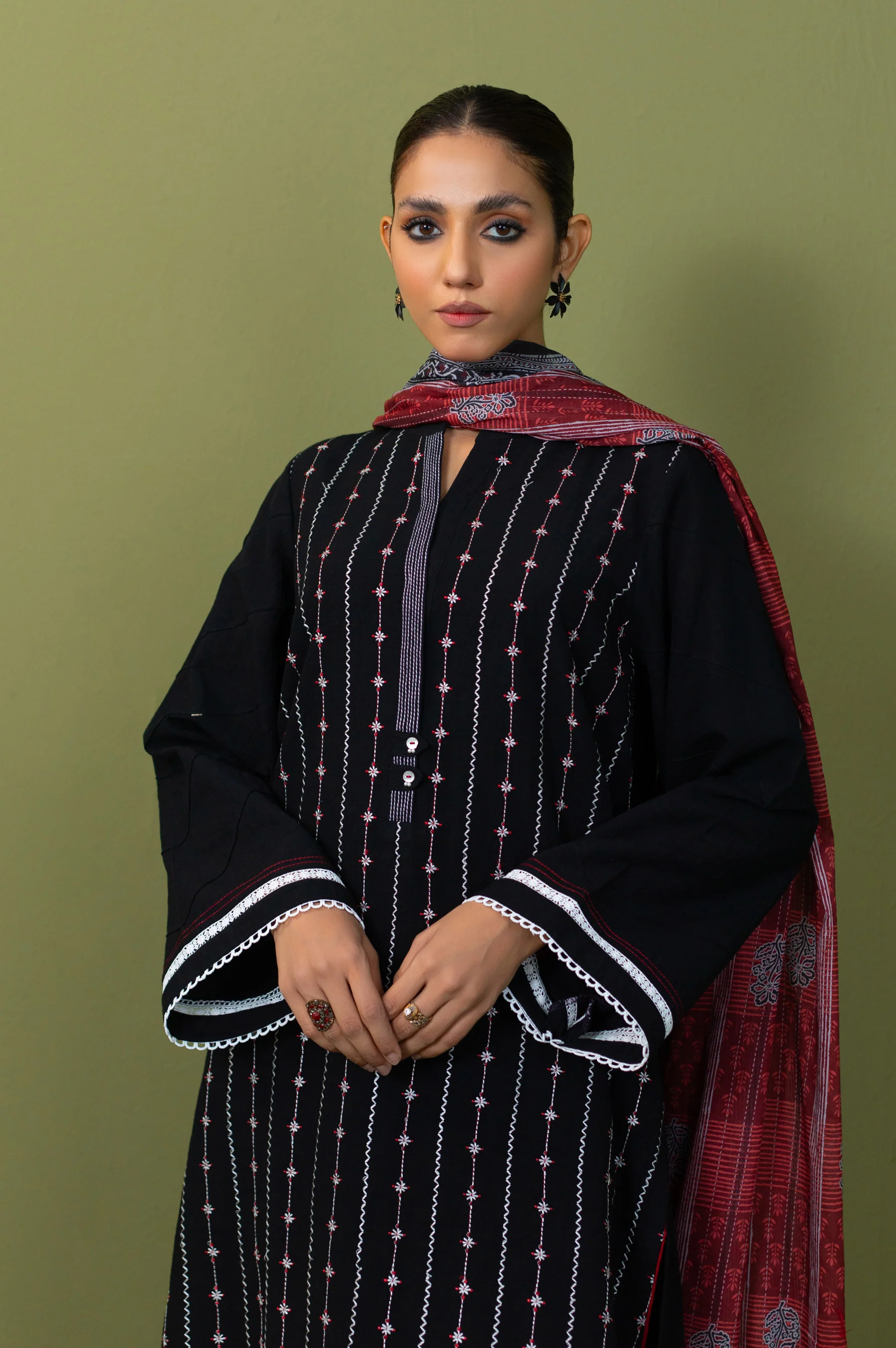 Unstitched 2 Piece Khaddar Embroidered Suit