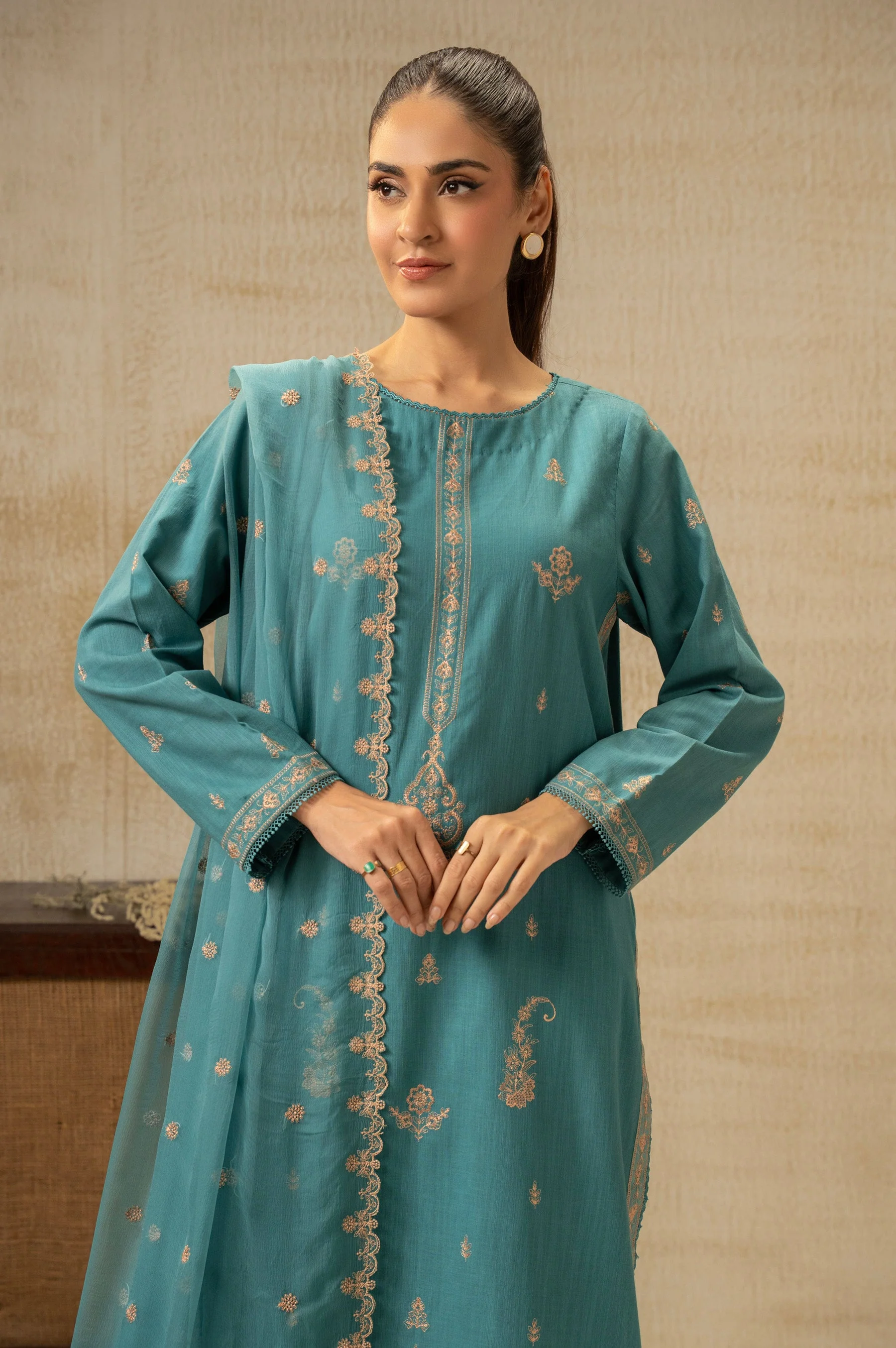 EMBROIDERED KHADDAR UNSTITCHED SHIRT BOTTOM - Image 6