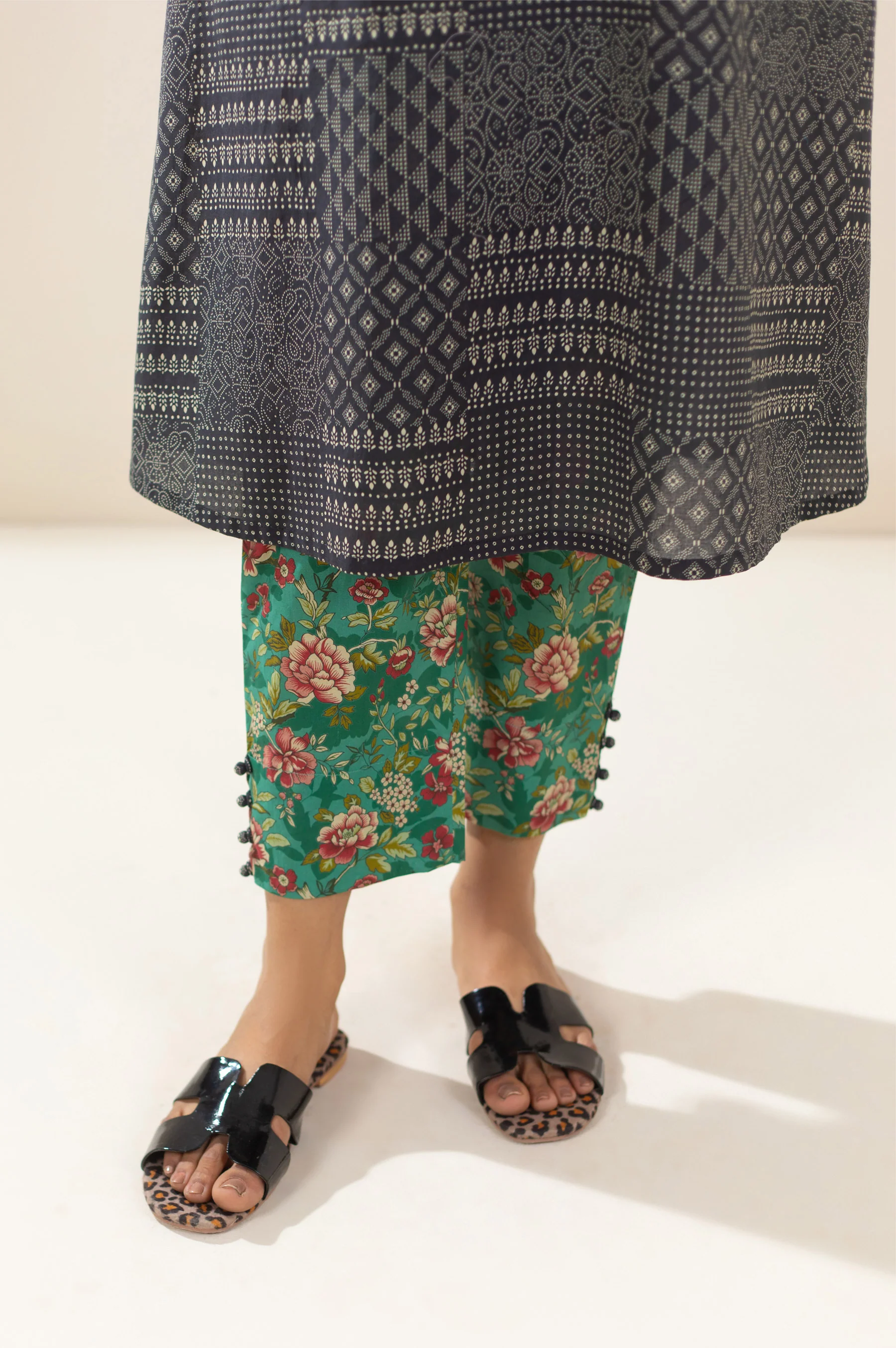 Unstitched 2 Piece Printed Lawn Suit - Image 5