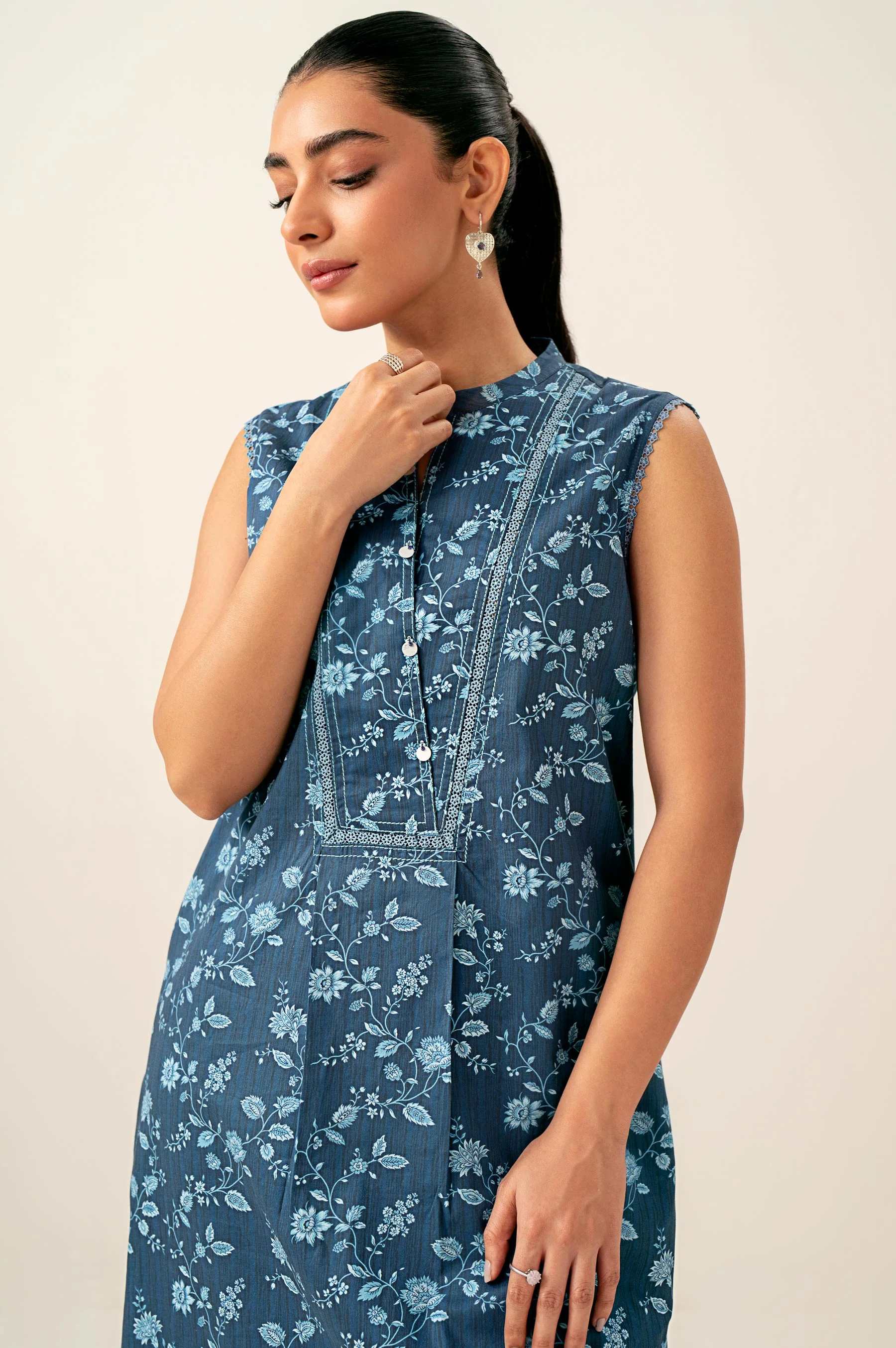 Unstitched 2 Piece Printed Lawn Suit - Image 4