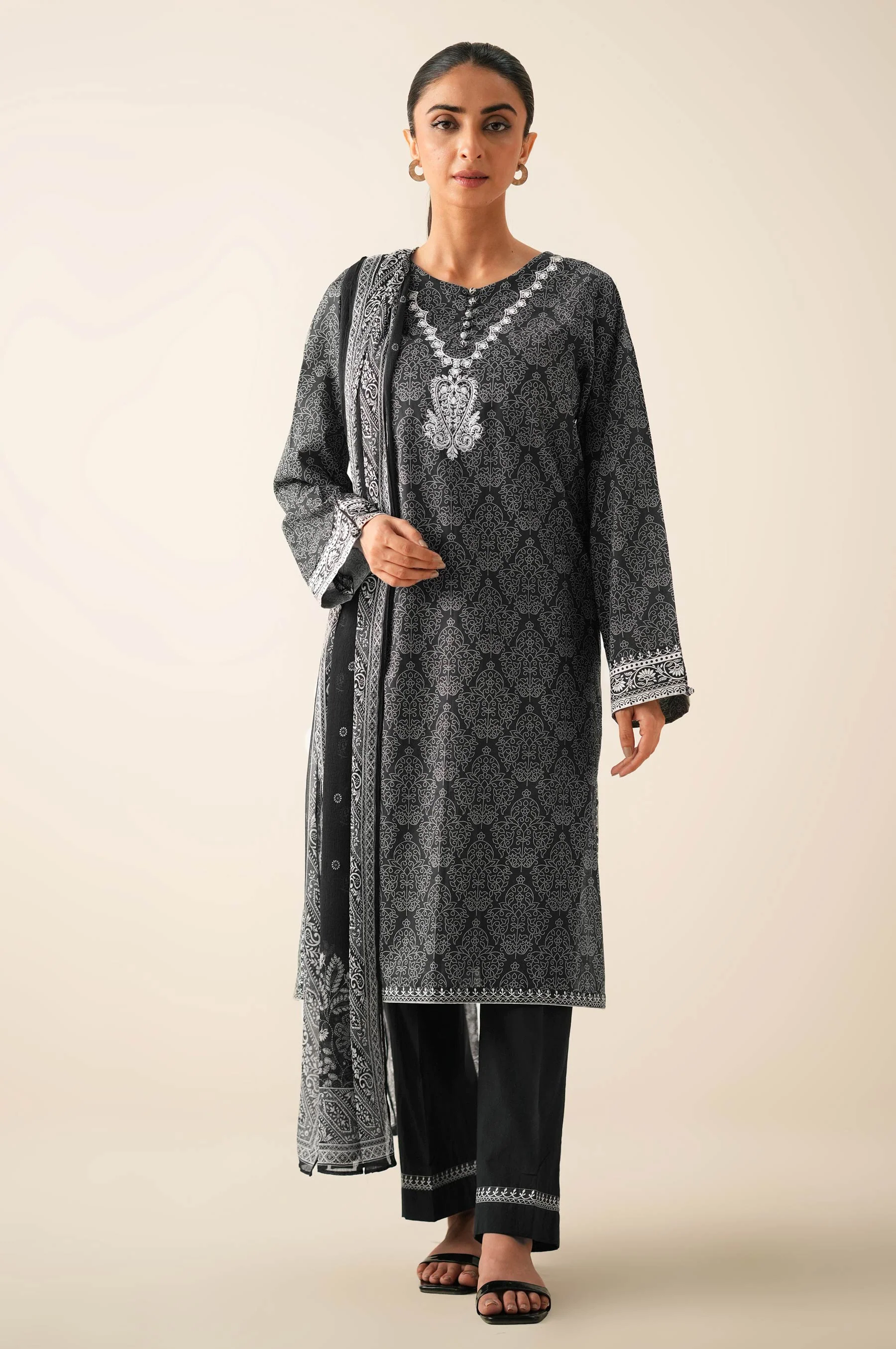 UNSTITCHED PRINTED SHIRT BOTTOM SUIT - Image 2