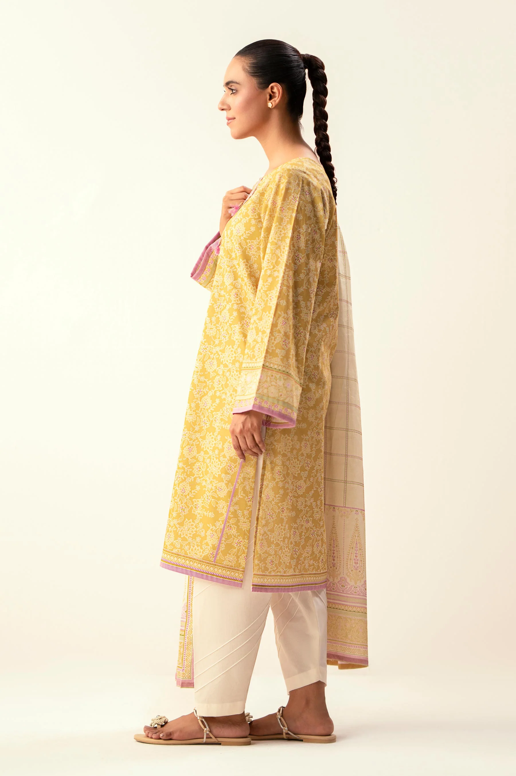 UNSTITCHED PRINTED SHIRT DUPATTA SUIT - Image 4
