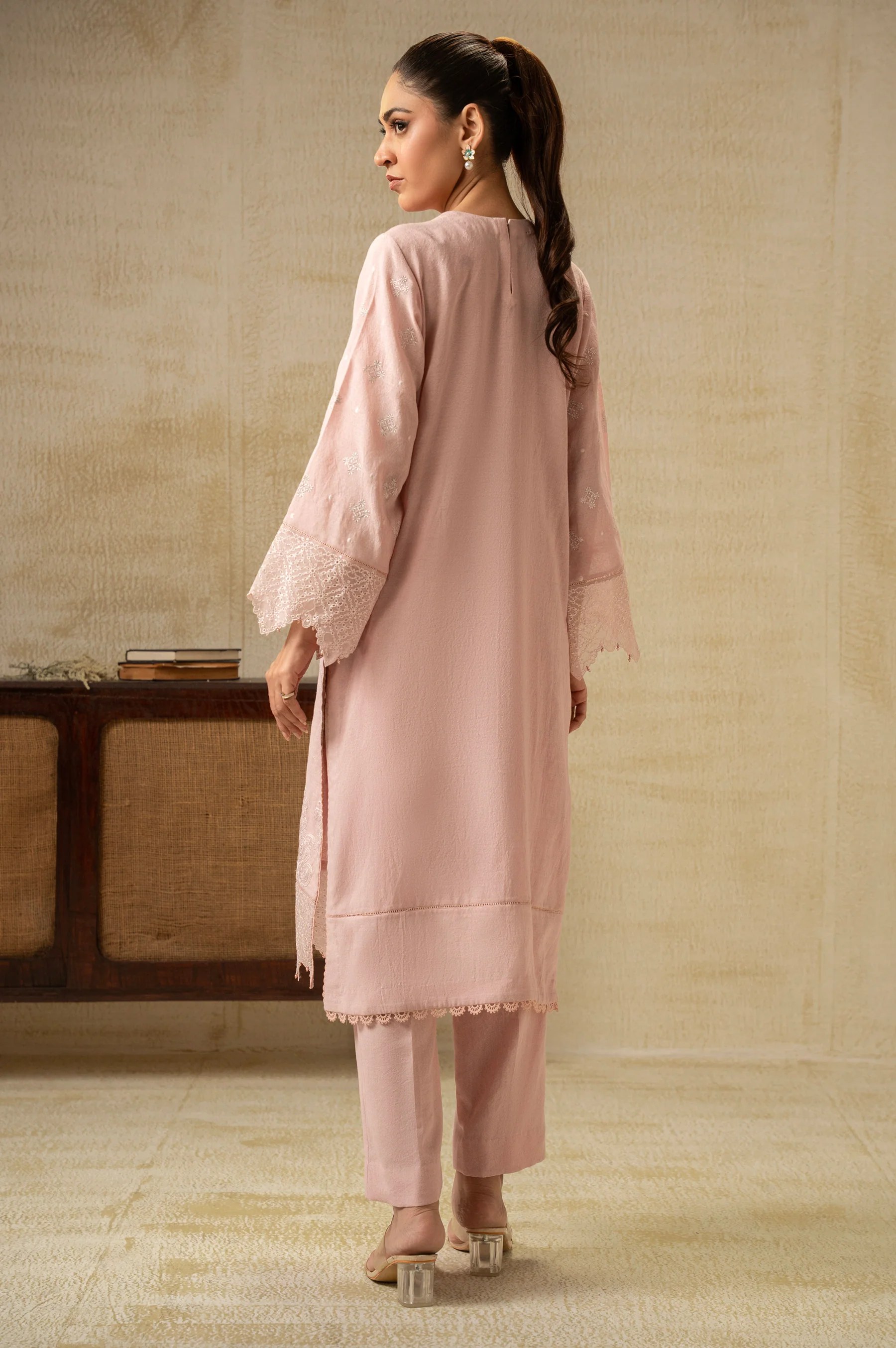 UNSTITCHED DYED EMBROIDERED SUIT - Image 3