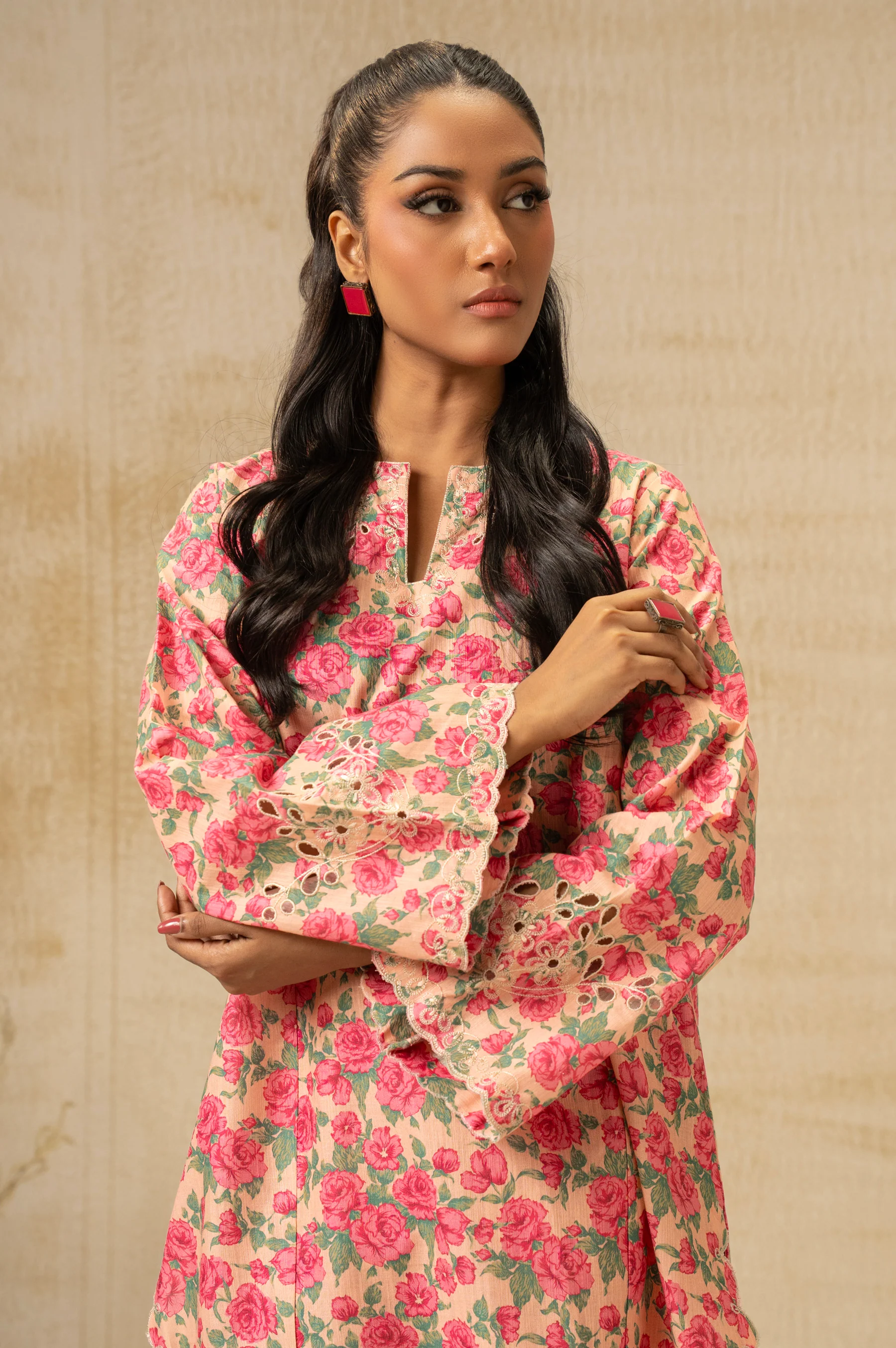 UNSTITCHED EMBROIDERED SUIT - Image 7