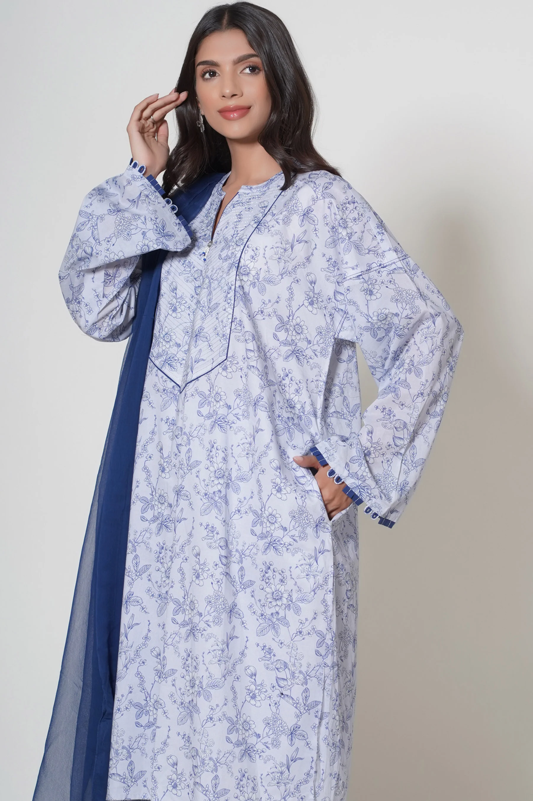 Unstitched 3 Piece Cambric Suit - Image 4
