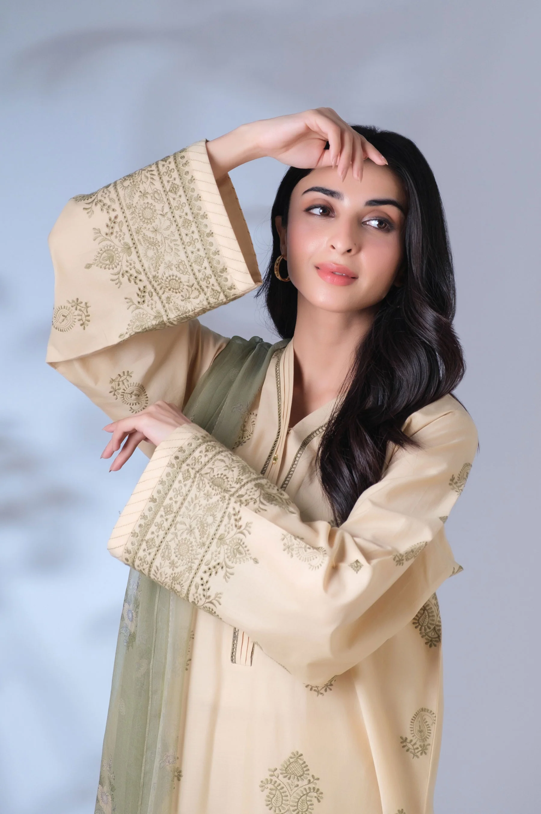 Unstitched 3 Piece Chikankari Suit - Image 3