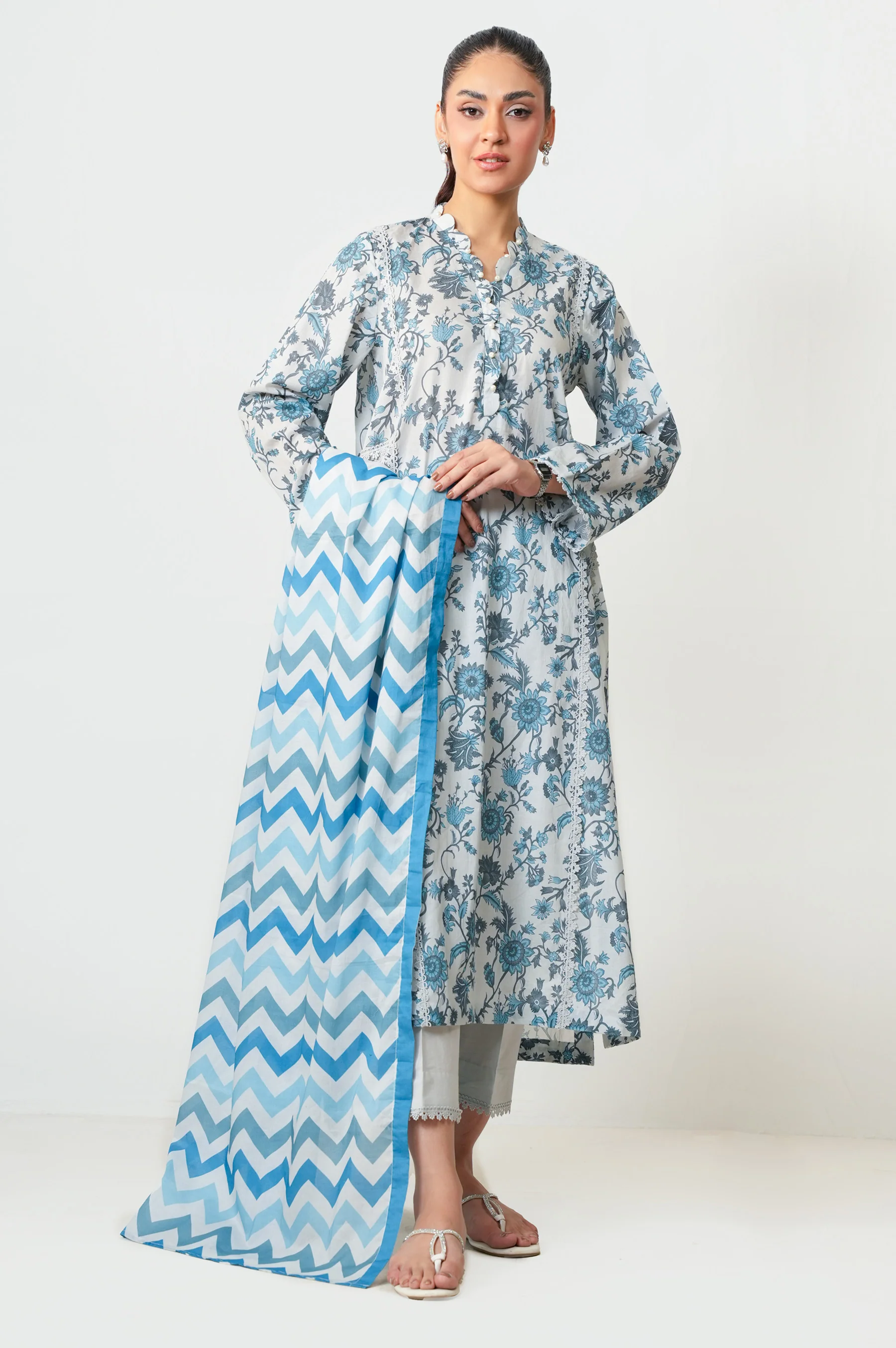 UNSTITCHED PRINTED SUIT - Image 2