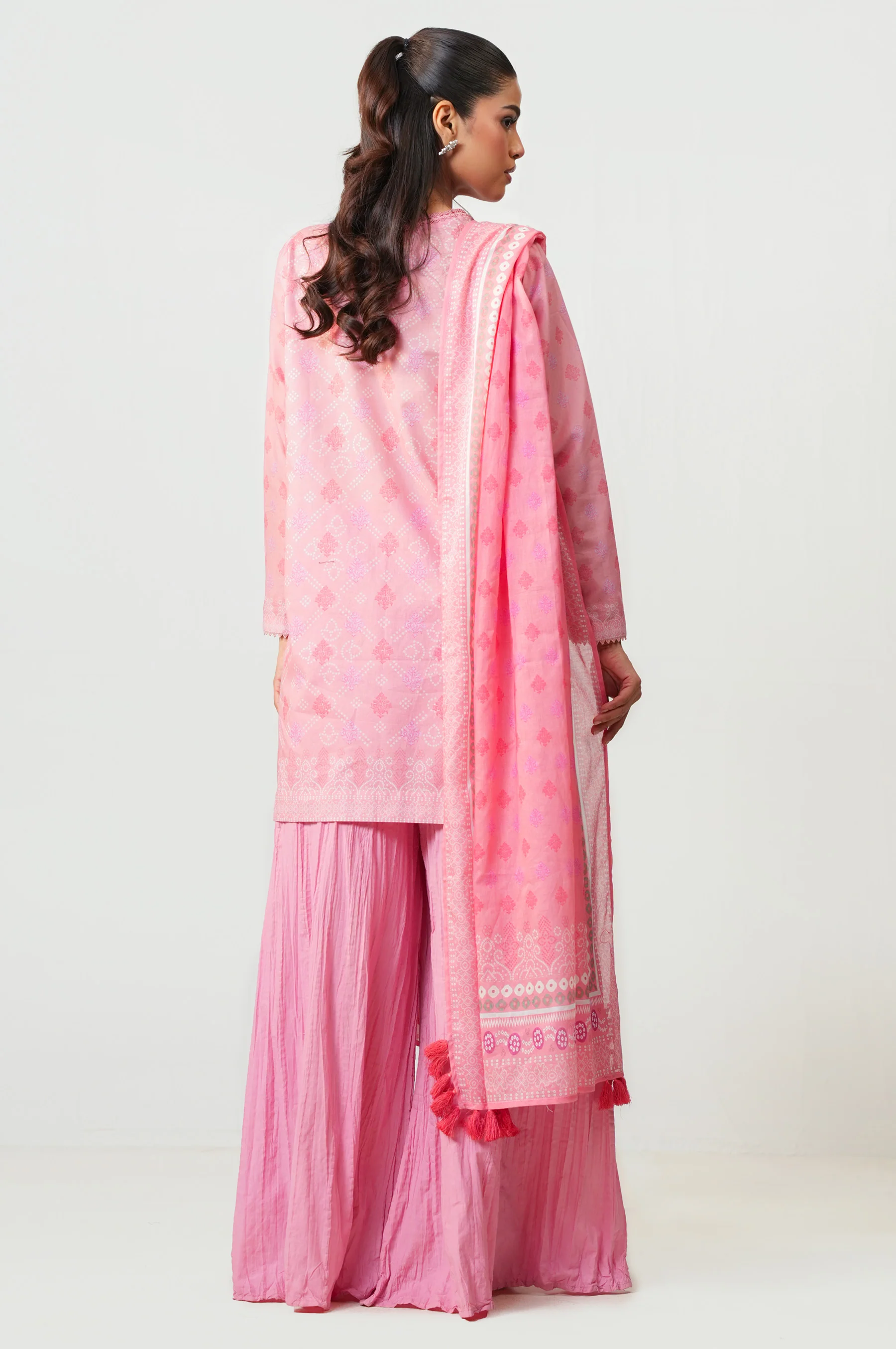 UNSTITCHED PRINTED SUIT - Image 4