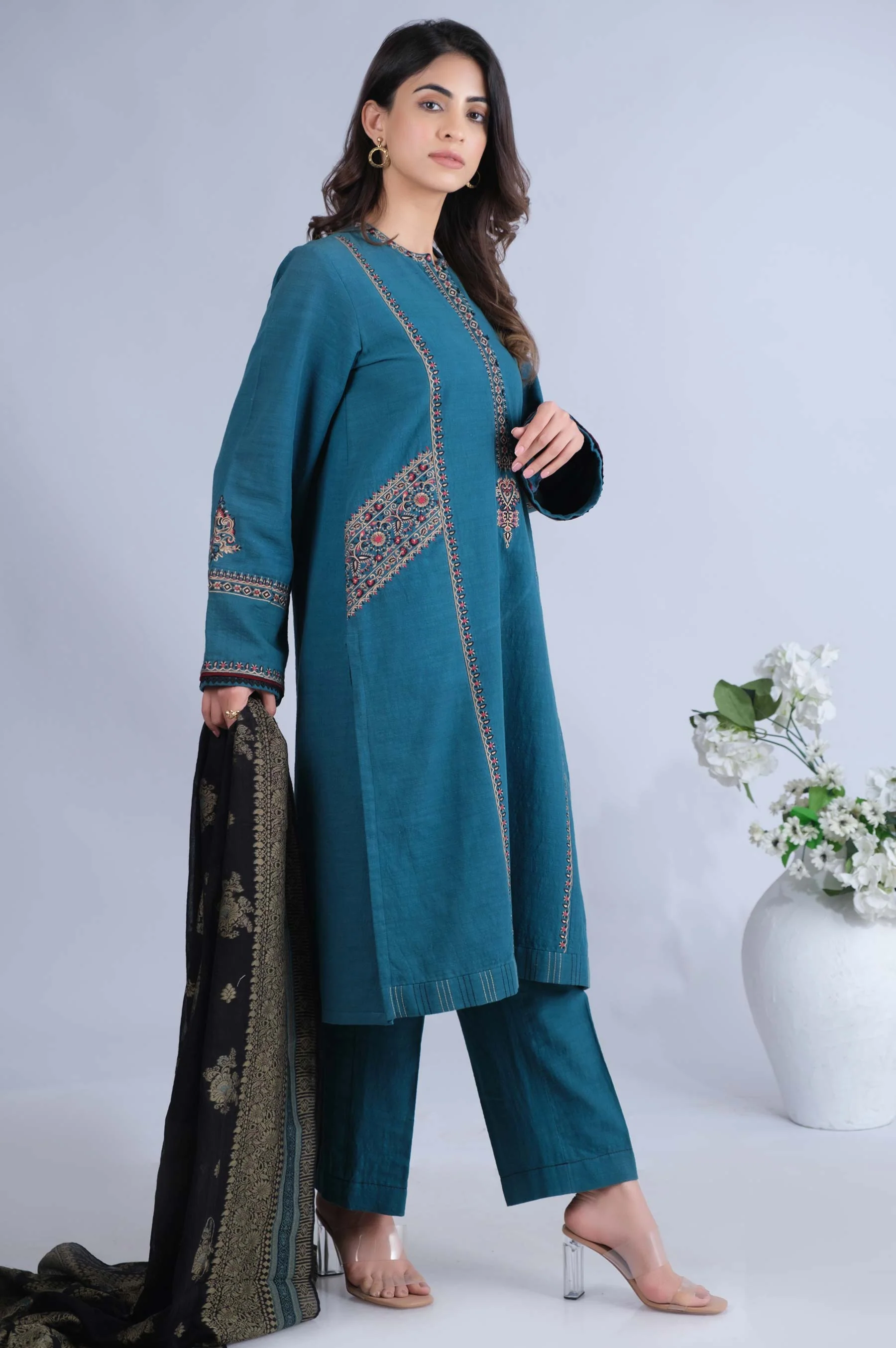 Unstitched 3 Piece Dyed Dobby Suit - Image 3