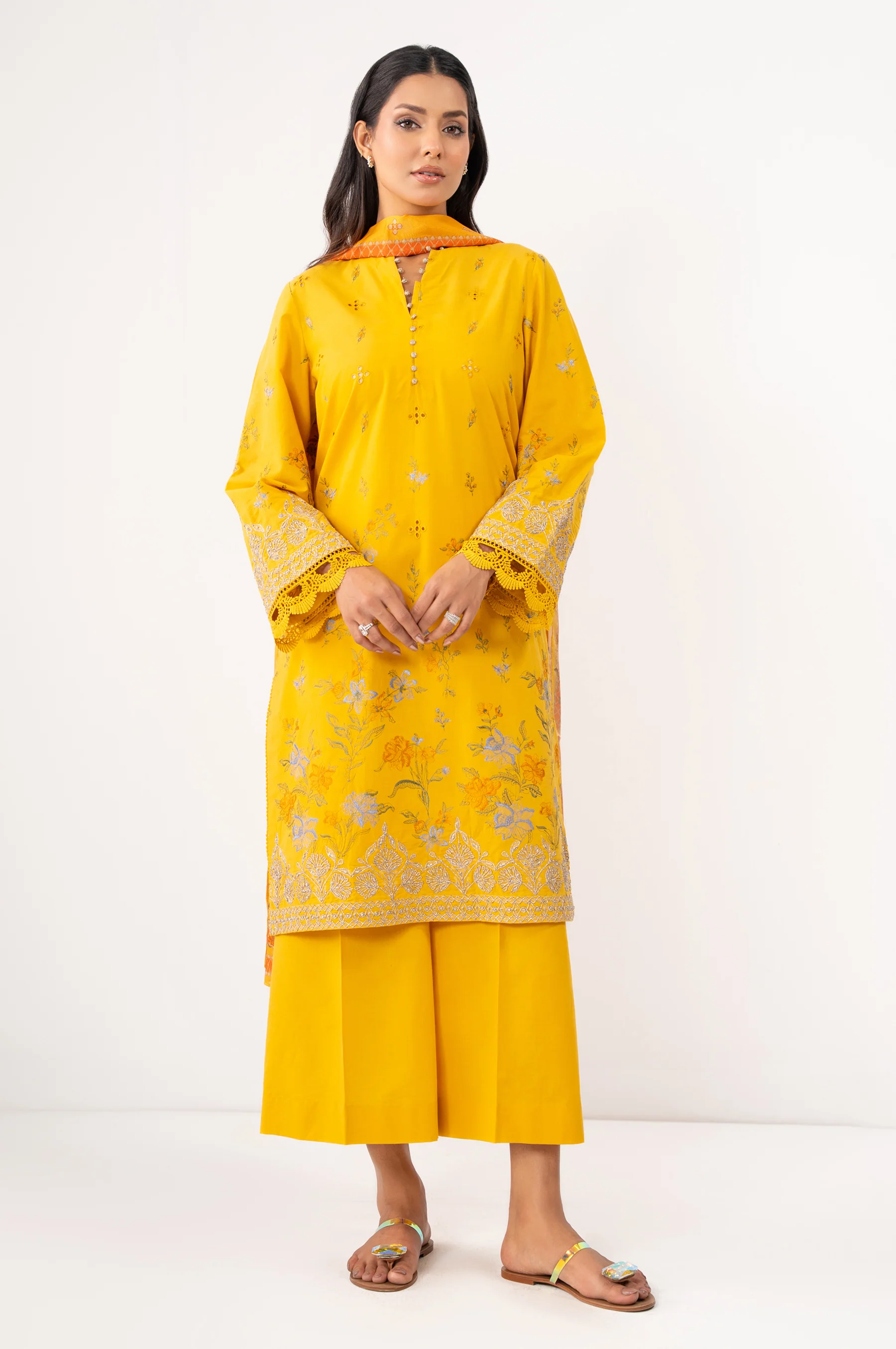 UNSTITCHED EMBROIDERED SUIT - Image 2