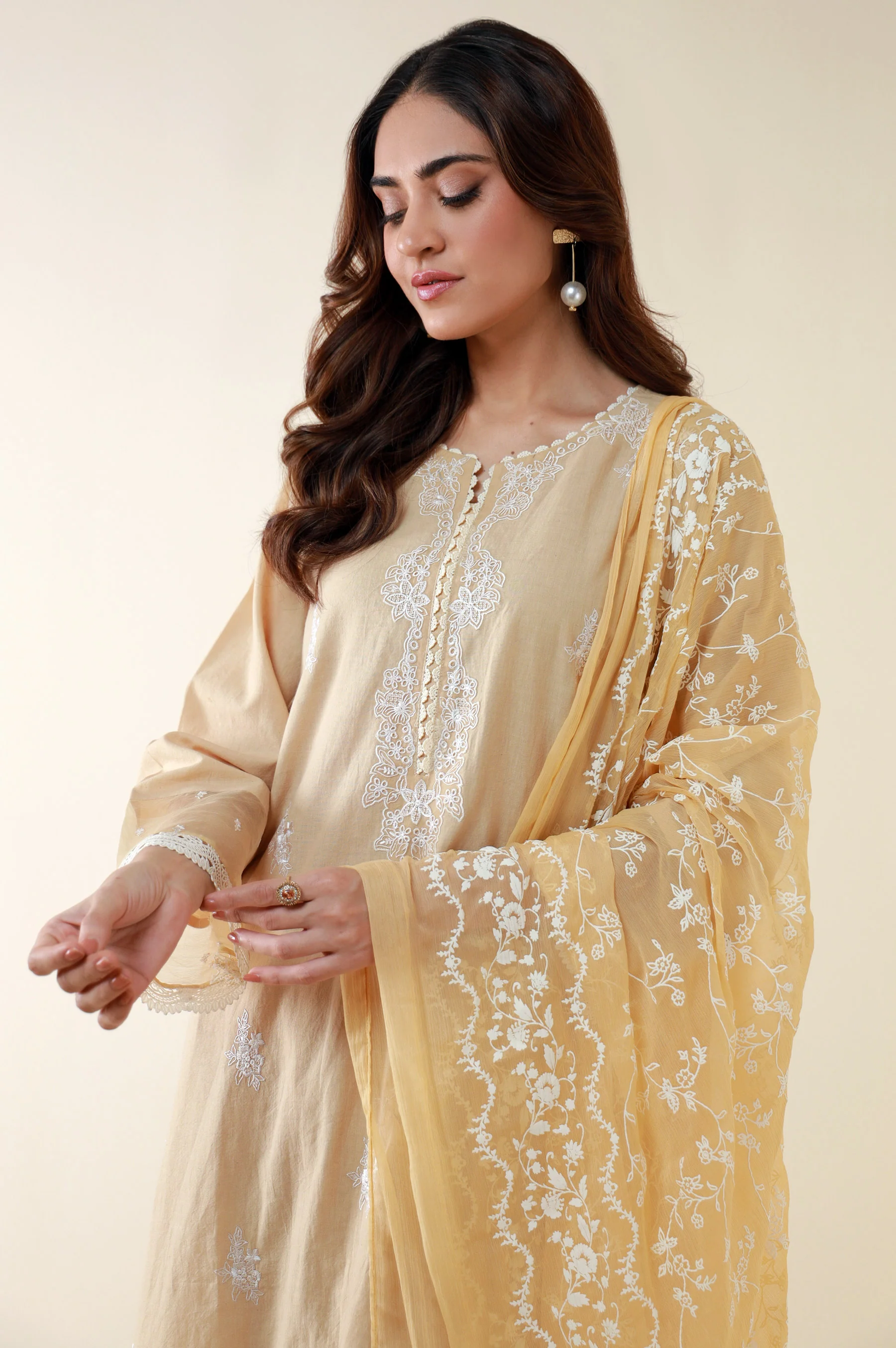 Unstitched 3 Piece Embroidered Cambric Suit - Image 4