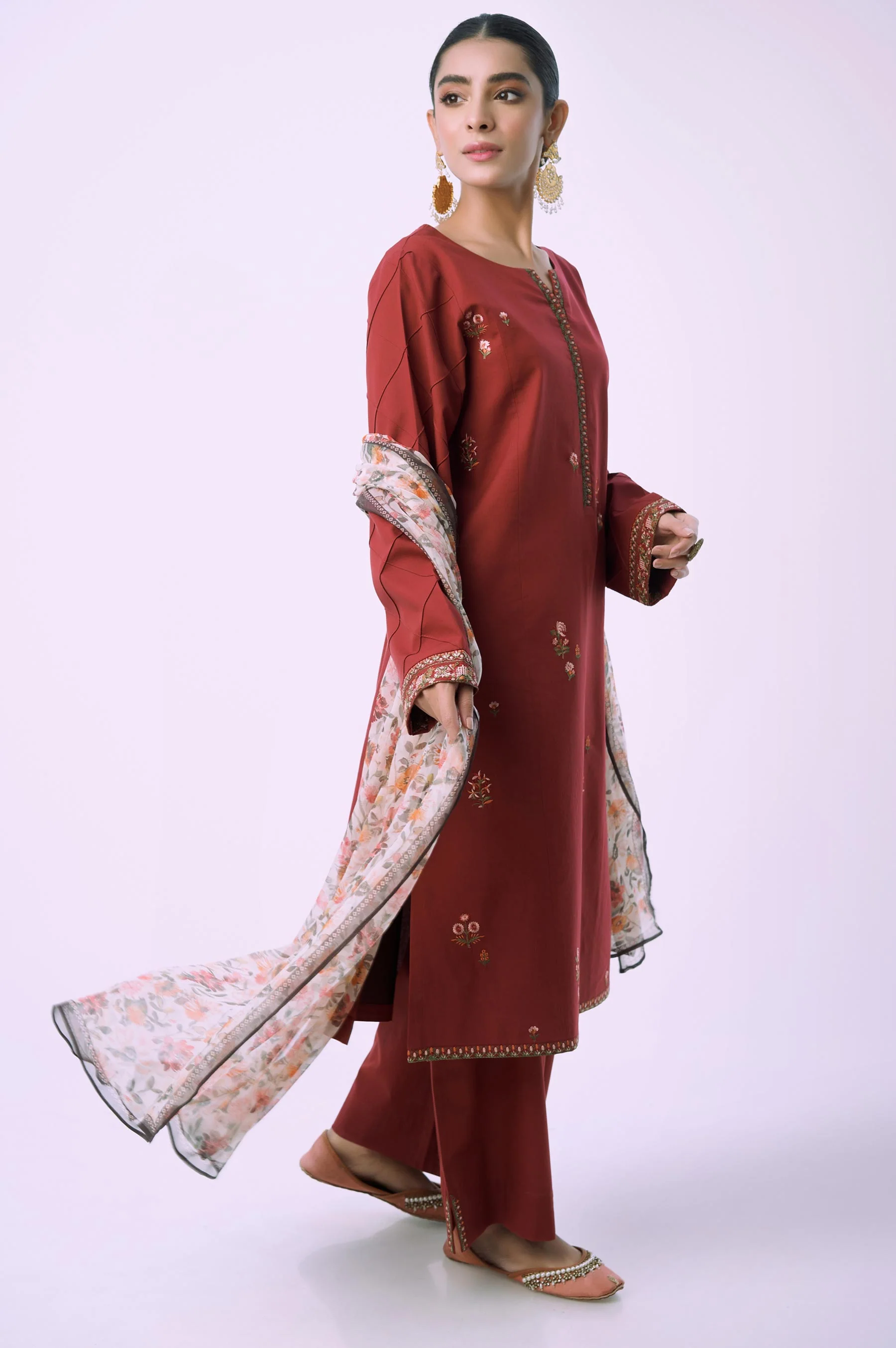 Unstitched 3 Piece Embroidered Cambric with Chiffon Dupatta - Image 3
