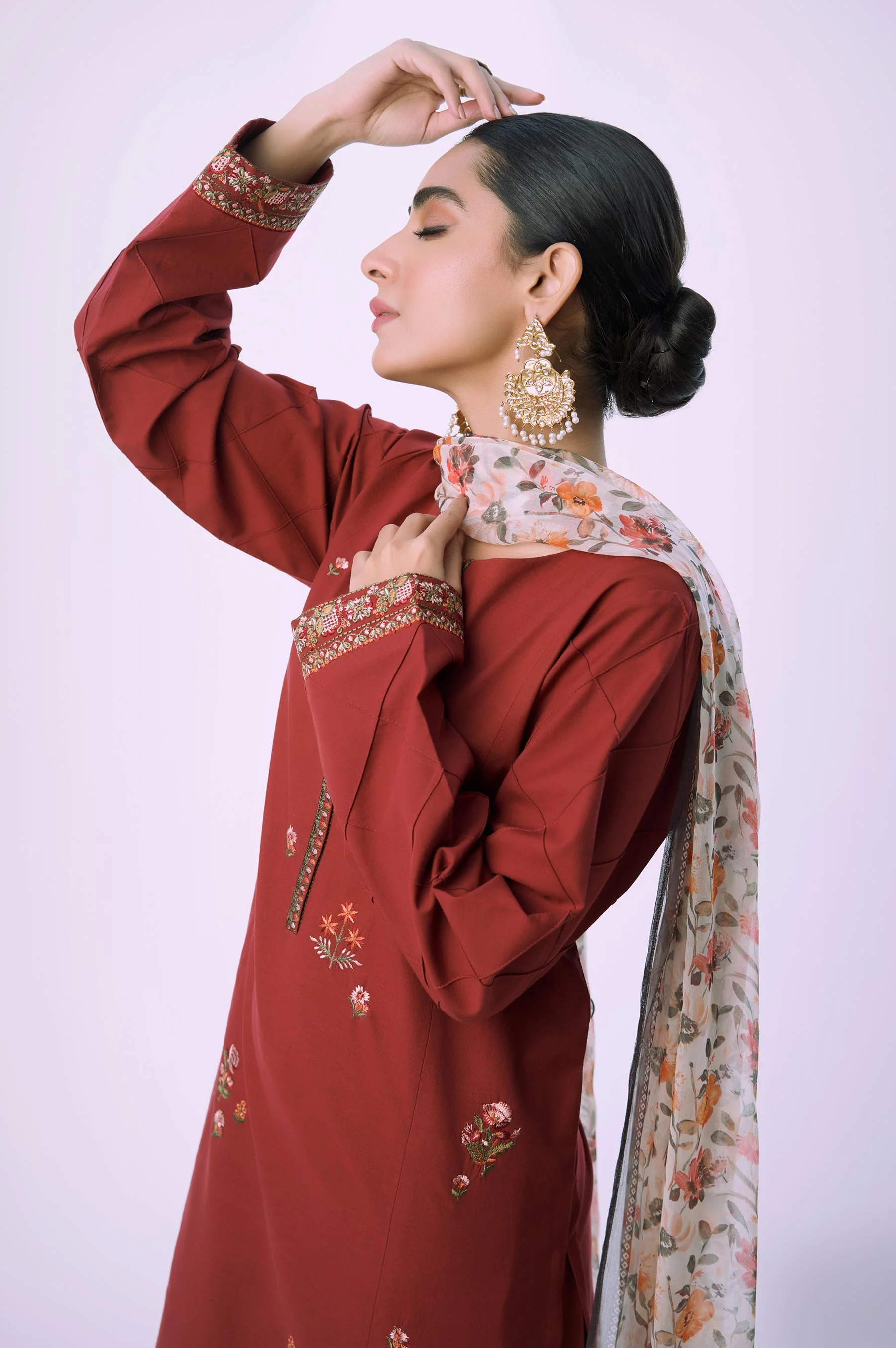 Unstitched 3 Piece Embroidered Cambric with Chiffon Dupatta - Image 4