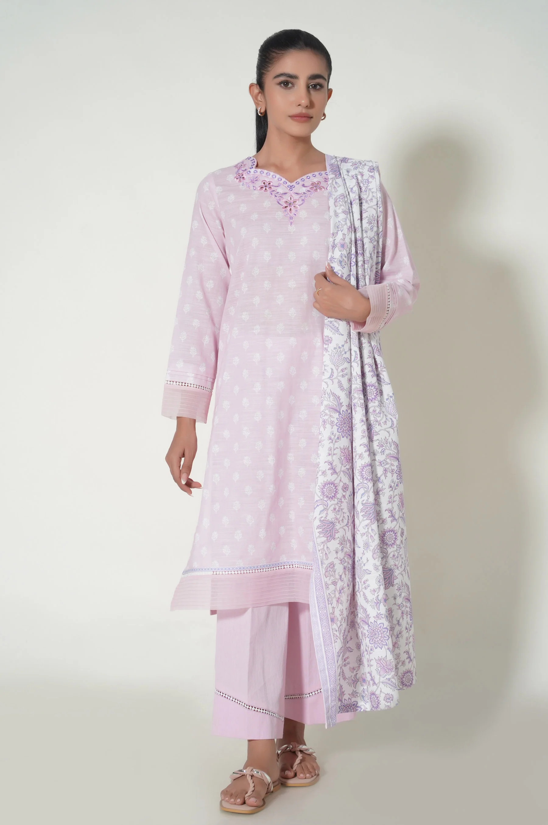 Unstitched 3 Piece Embroidered Cottel Suit - Image 6