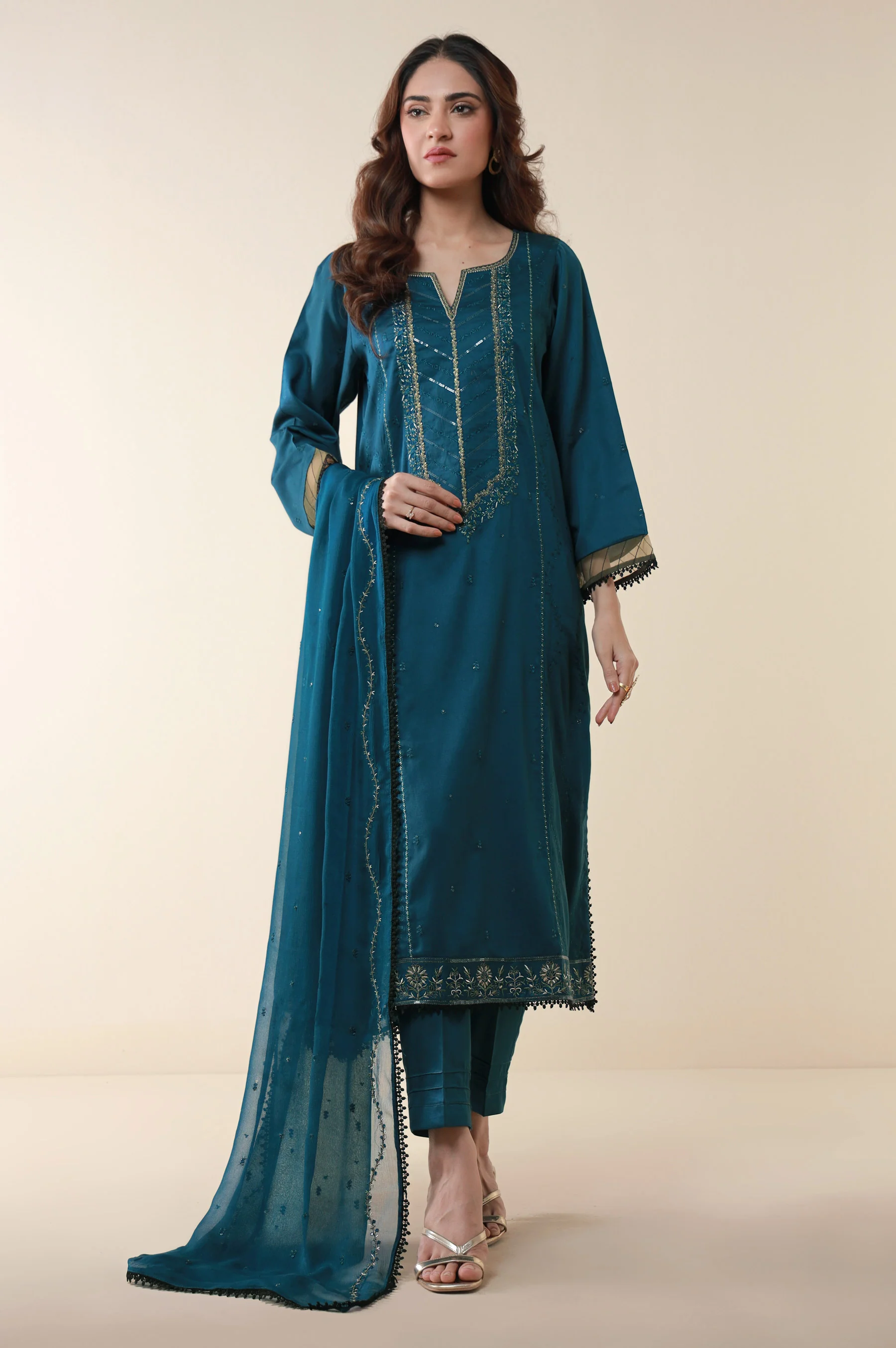 Unstitched 3 Piece Embroidered Organza Suit - Image 2