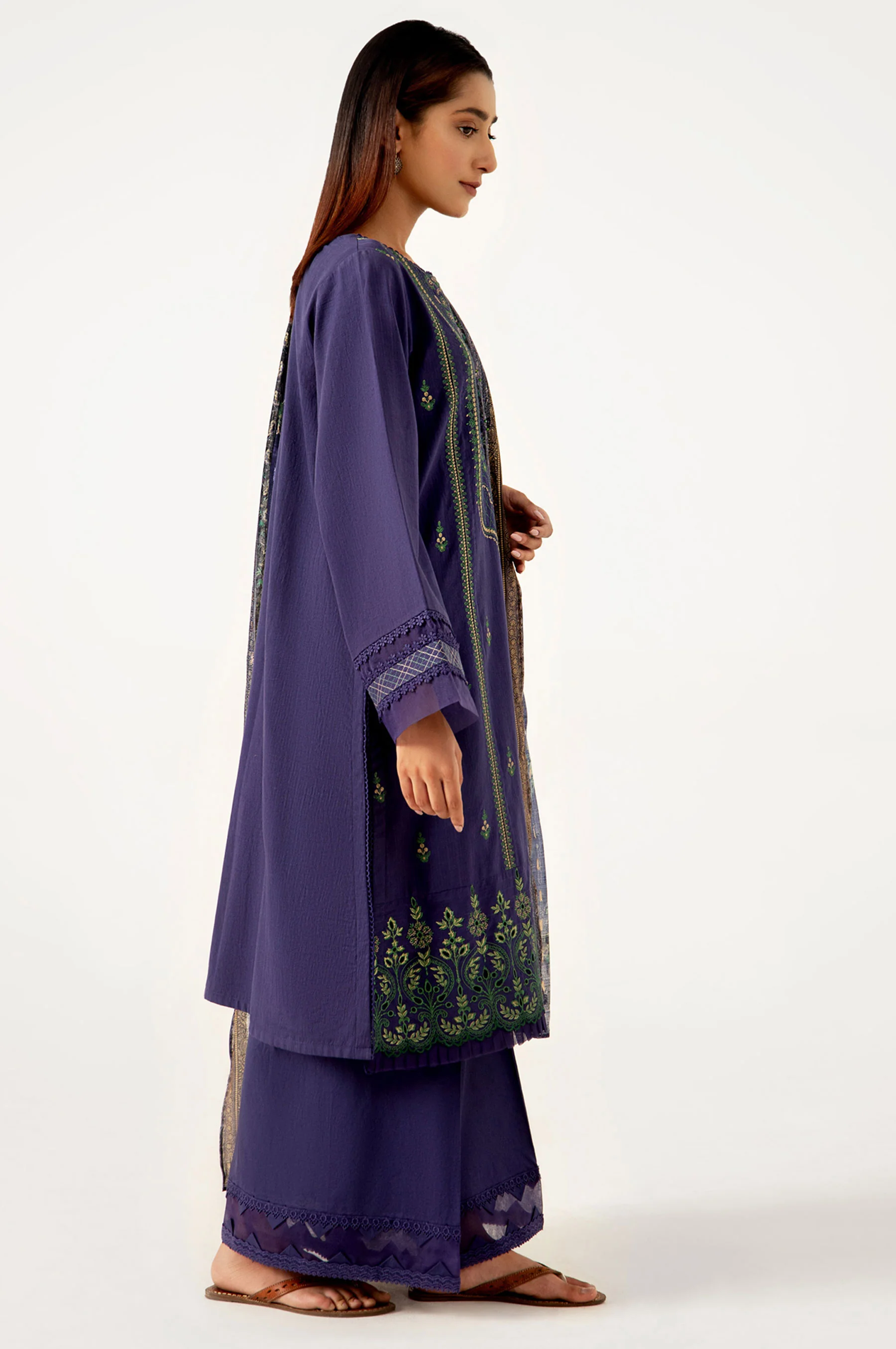 Unstitched 3 Piece Embroidered Doria Lawn Shirt with & Zari Jacquard Dupatta - Image 3