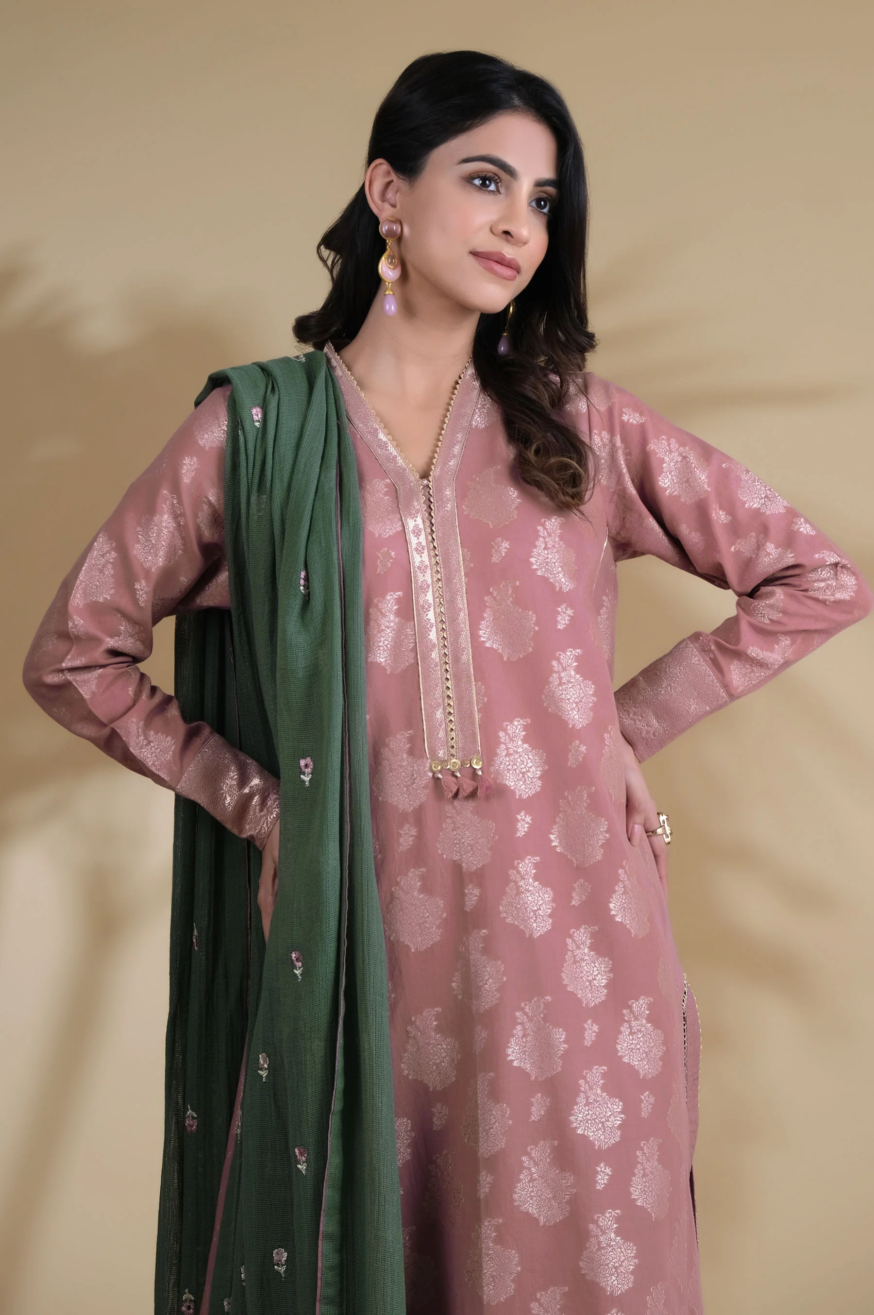 Unstitched 3 Piece Embroidered Jacquard Suit - Image 2