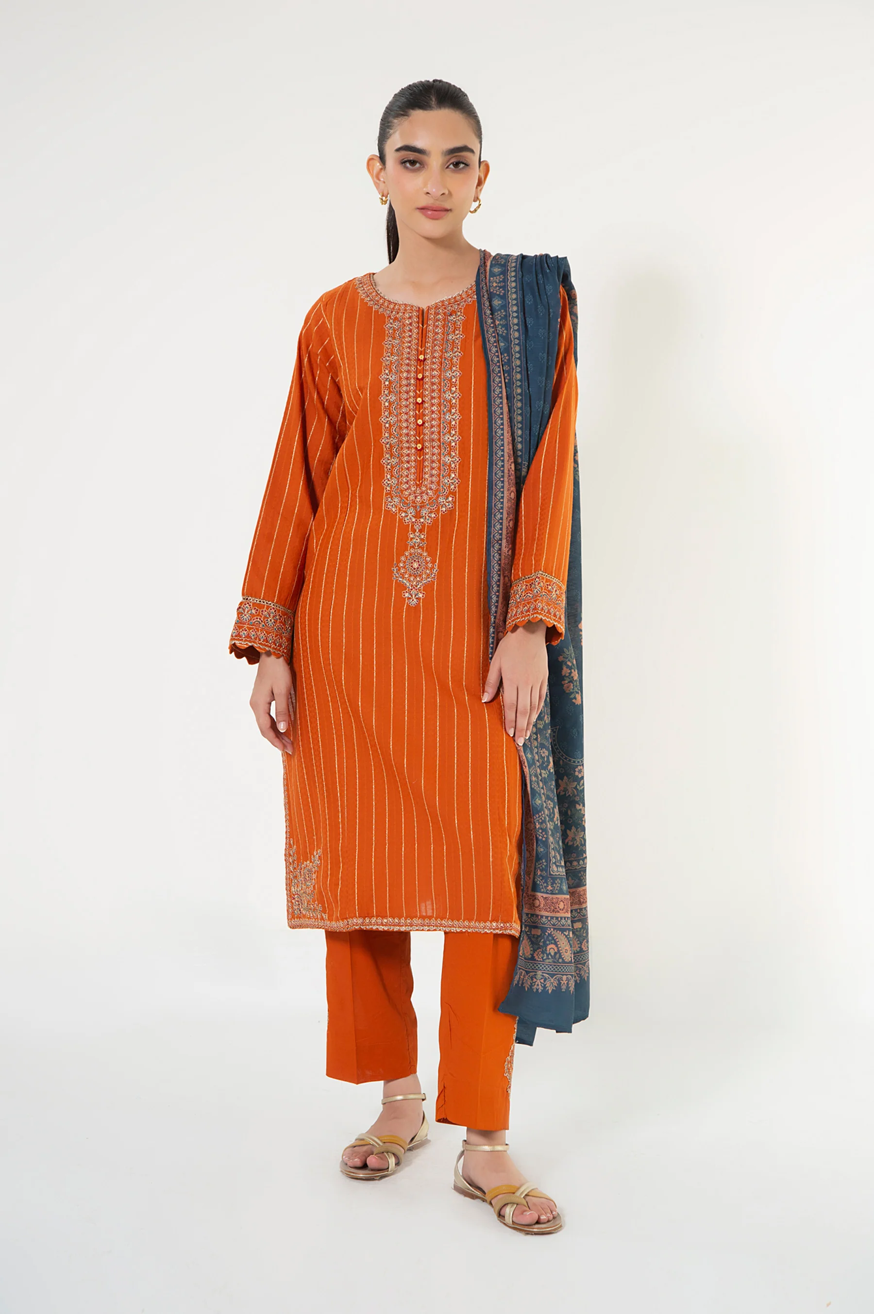 Unstitched 3 Piece Embroidered Jacquard Suit