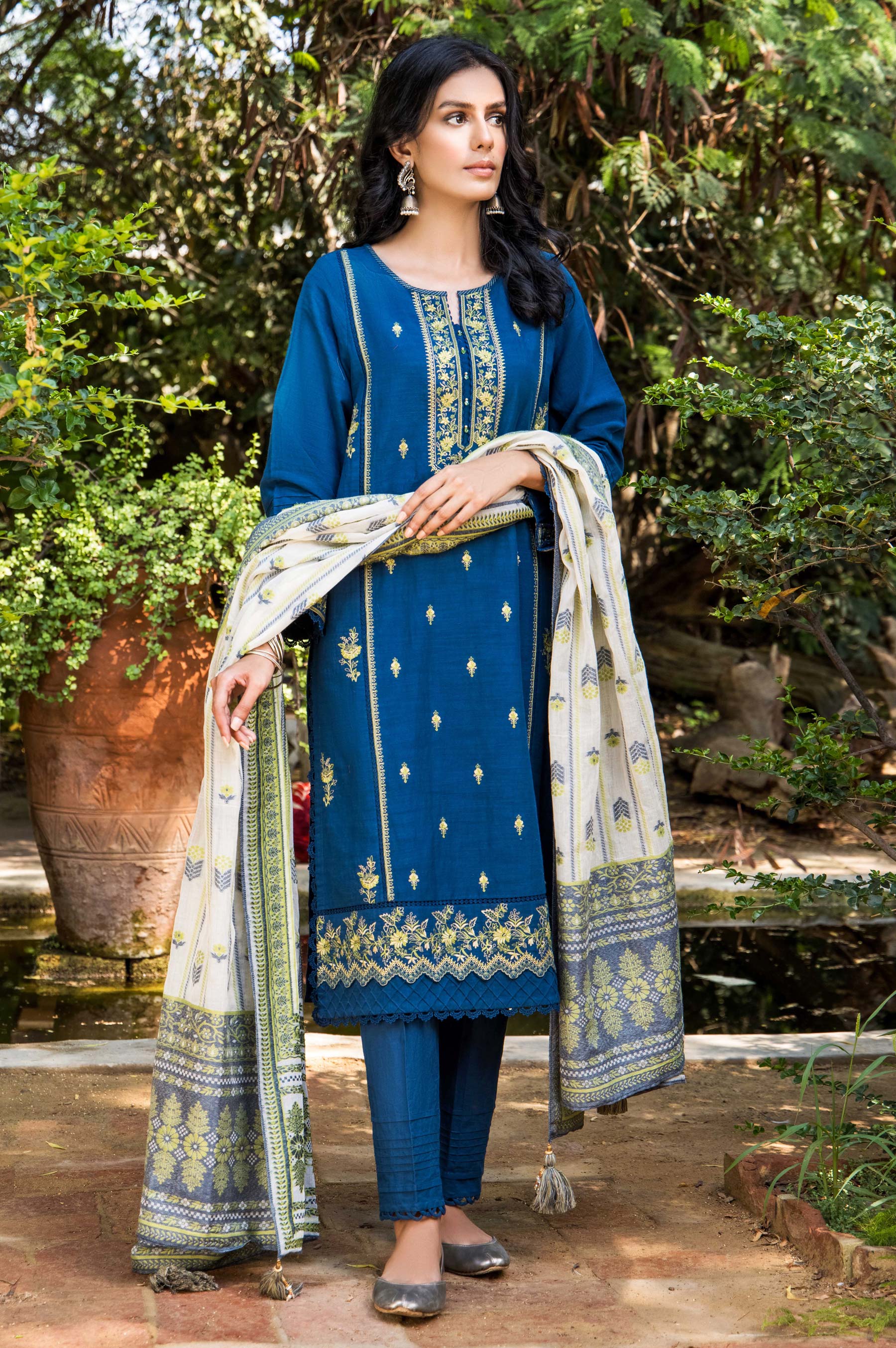 Unstitched 3 Piece Embroidered Khaddar with Jacquard Suit