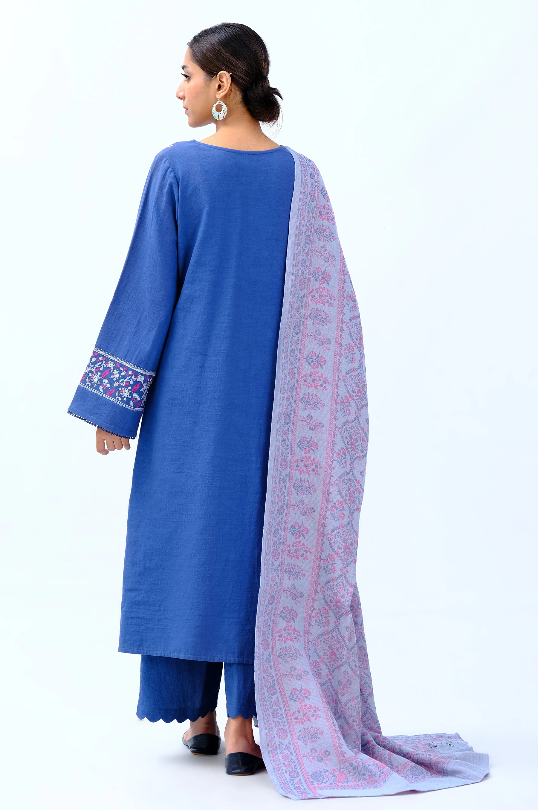 Unstitched 3 Piece Embroidered Khaddar Suit with Yarn Dyed Shawl - Image 3