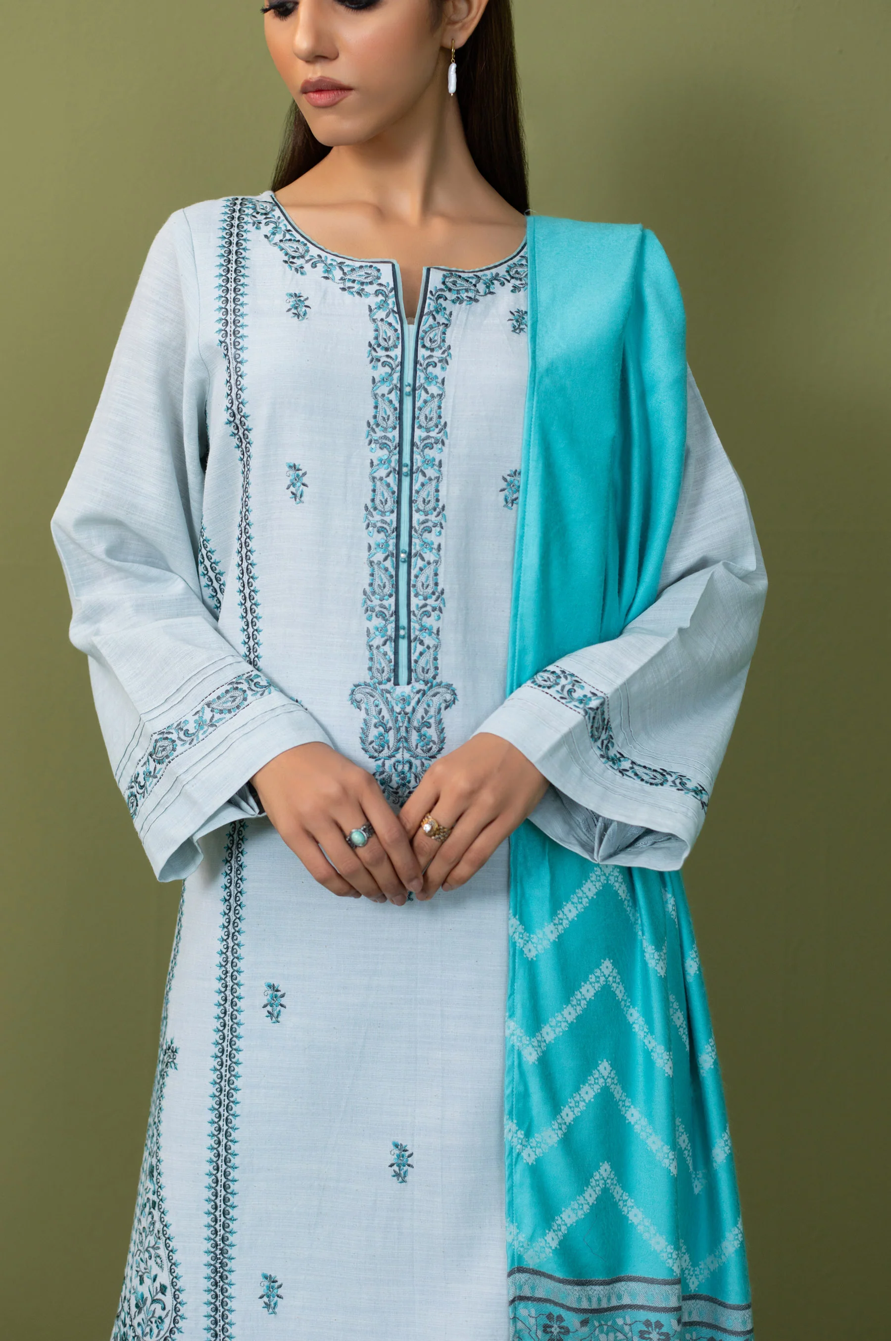 Unstitched 3 Piece Embroidered Khaddar Suit - Image 3