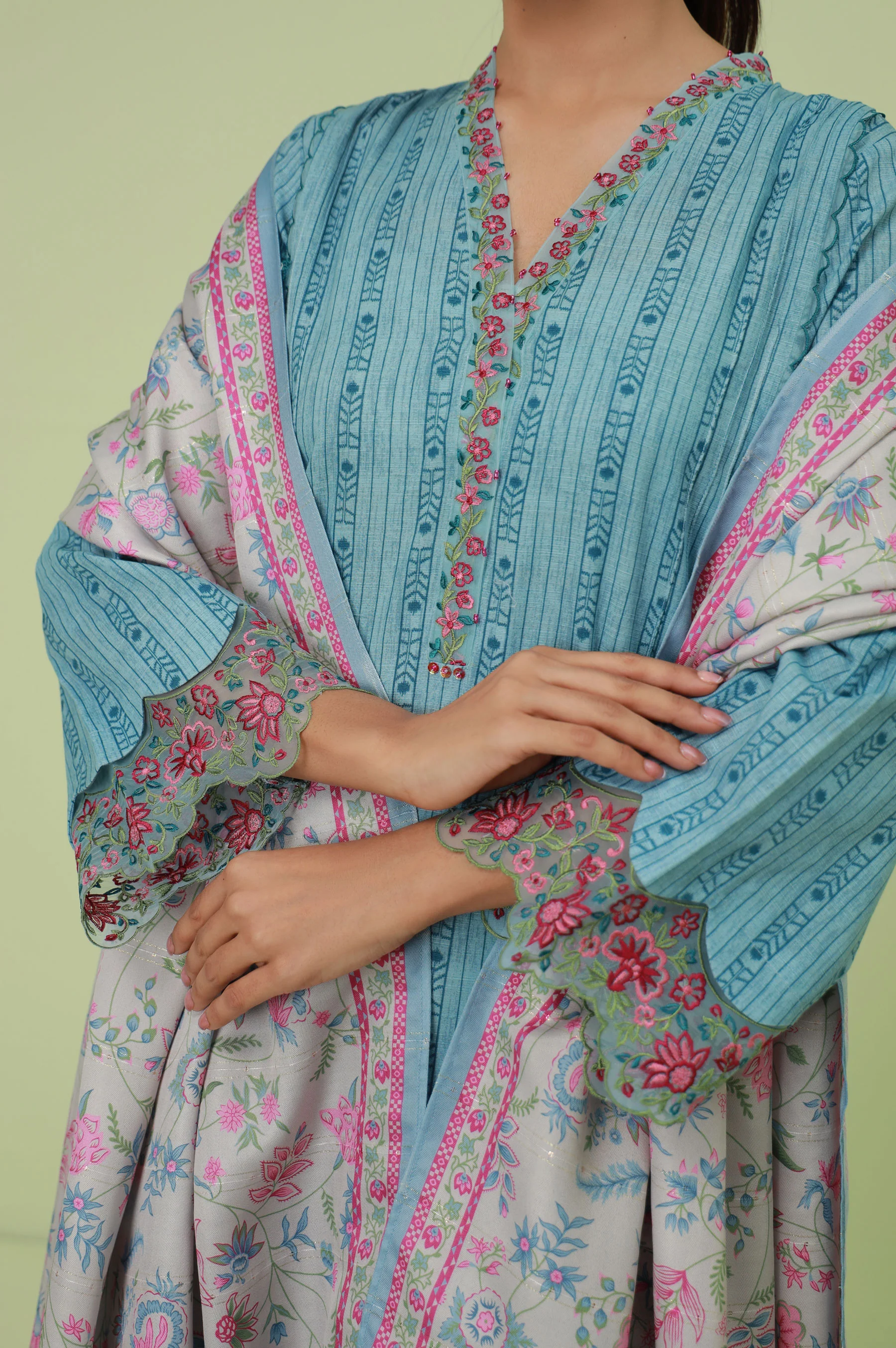 Unstitched 3 Piece Embroidered Khaddar Suit - Image 4