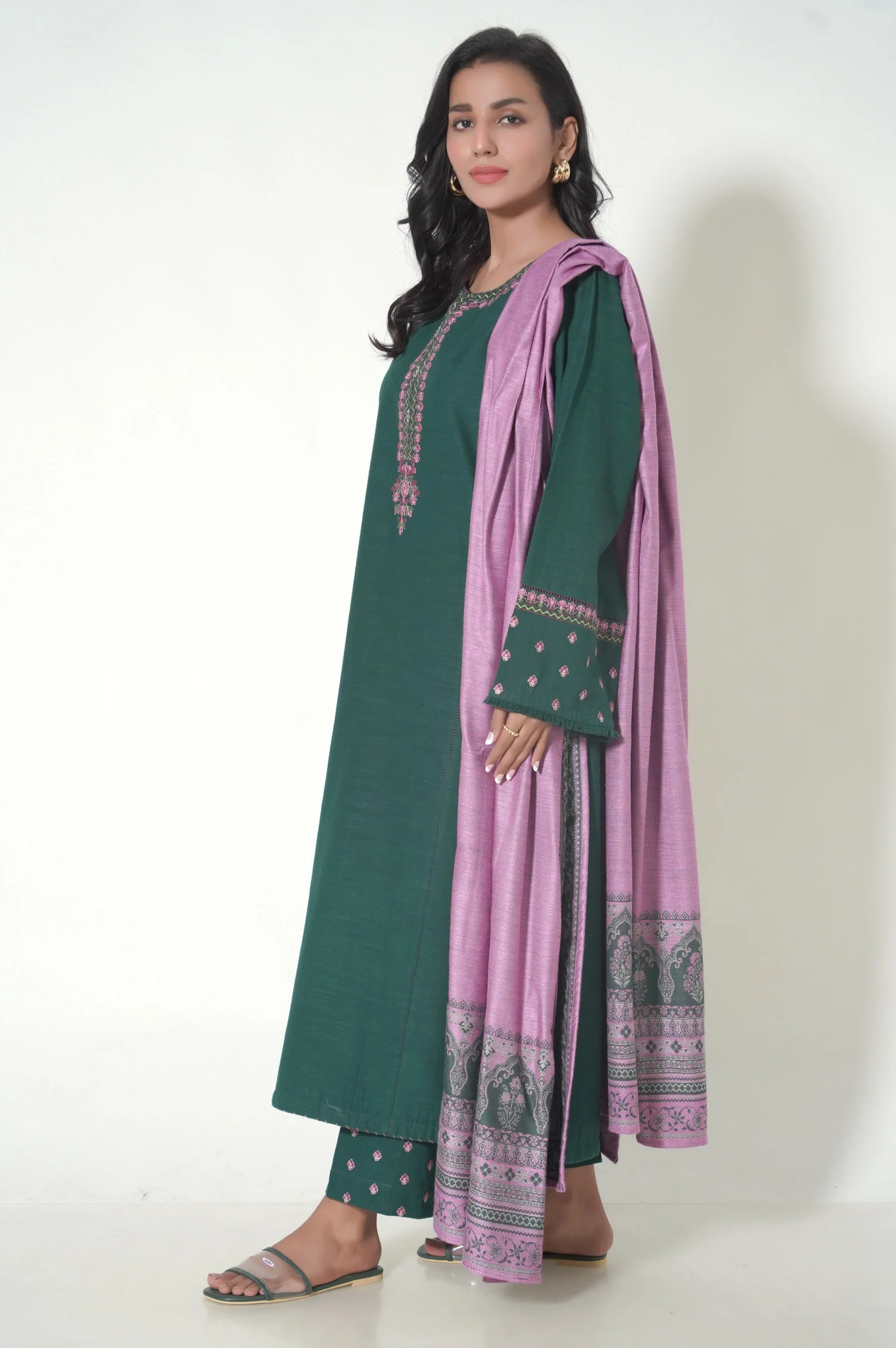 Unstitched 3 Piece Embroidered Khaddar Suit - Image 7