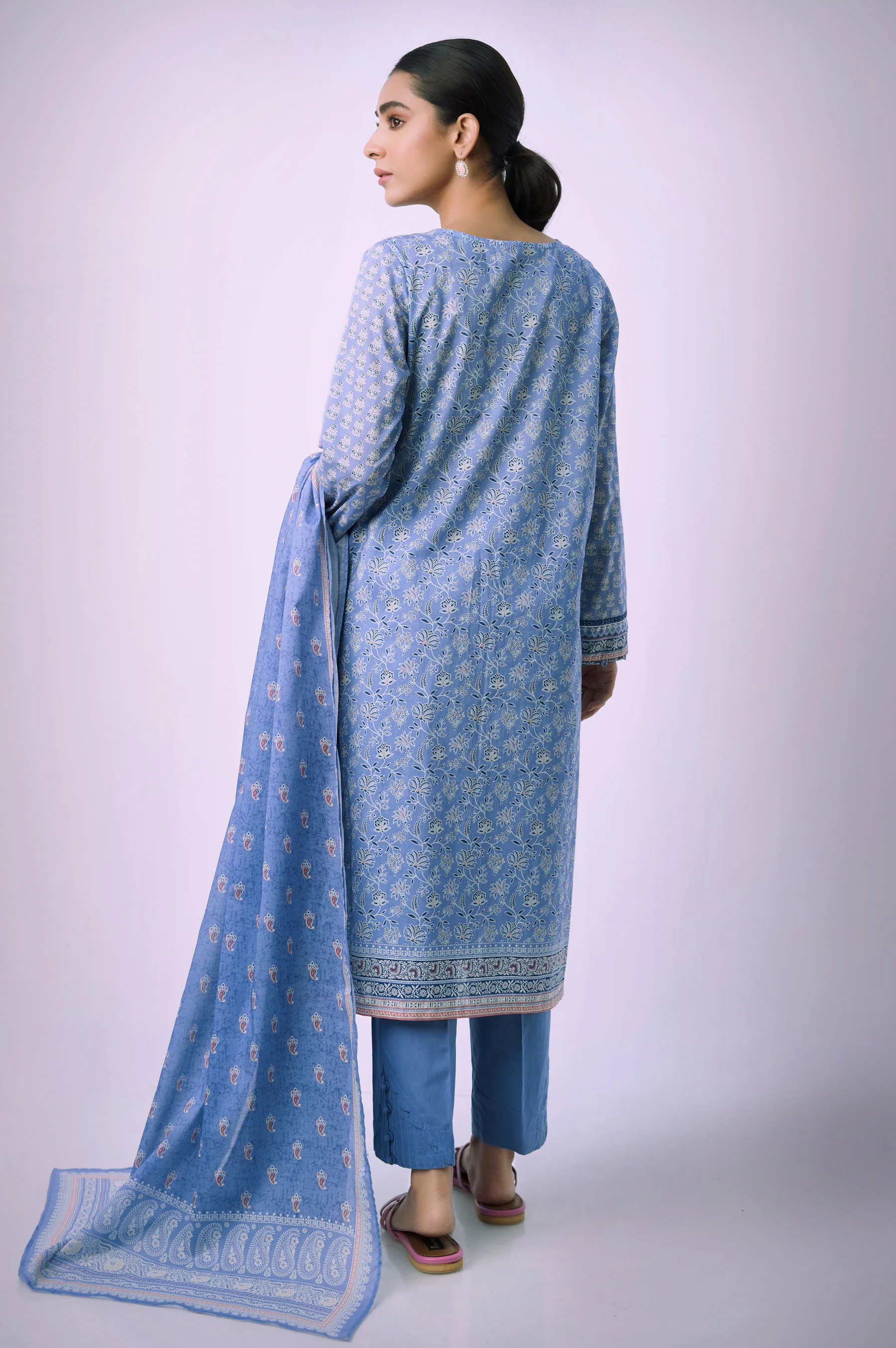 Unstitched 3 Piece Embroidered Lawn Suit - Image 4