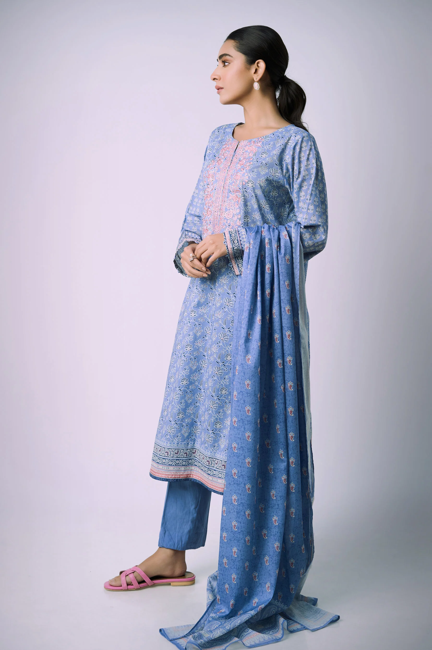 Unstitched 3 Piece Embroidered Lawn Suit - Image 5