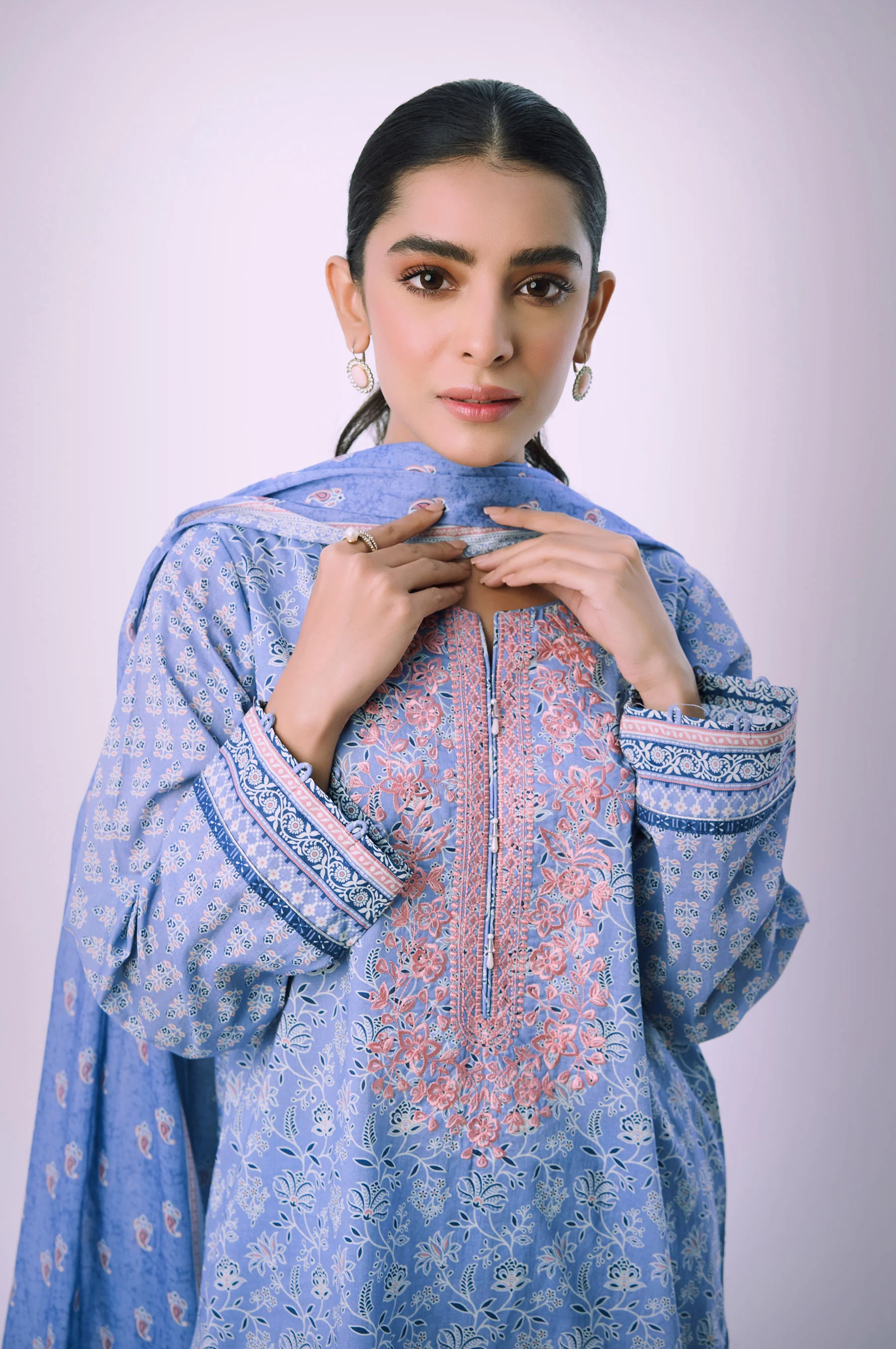 Unstitched 3 Piece Embroidered Lawn Suit - Image 6