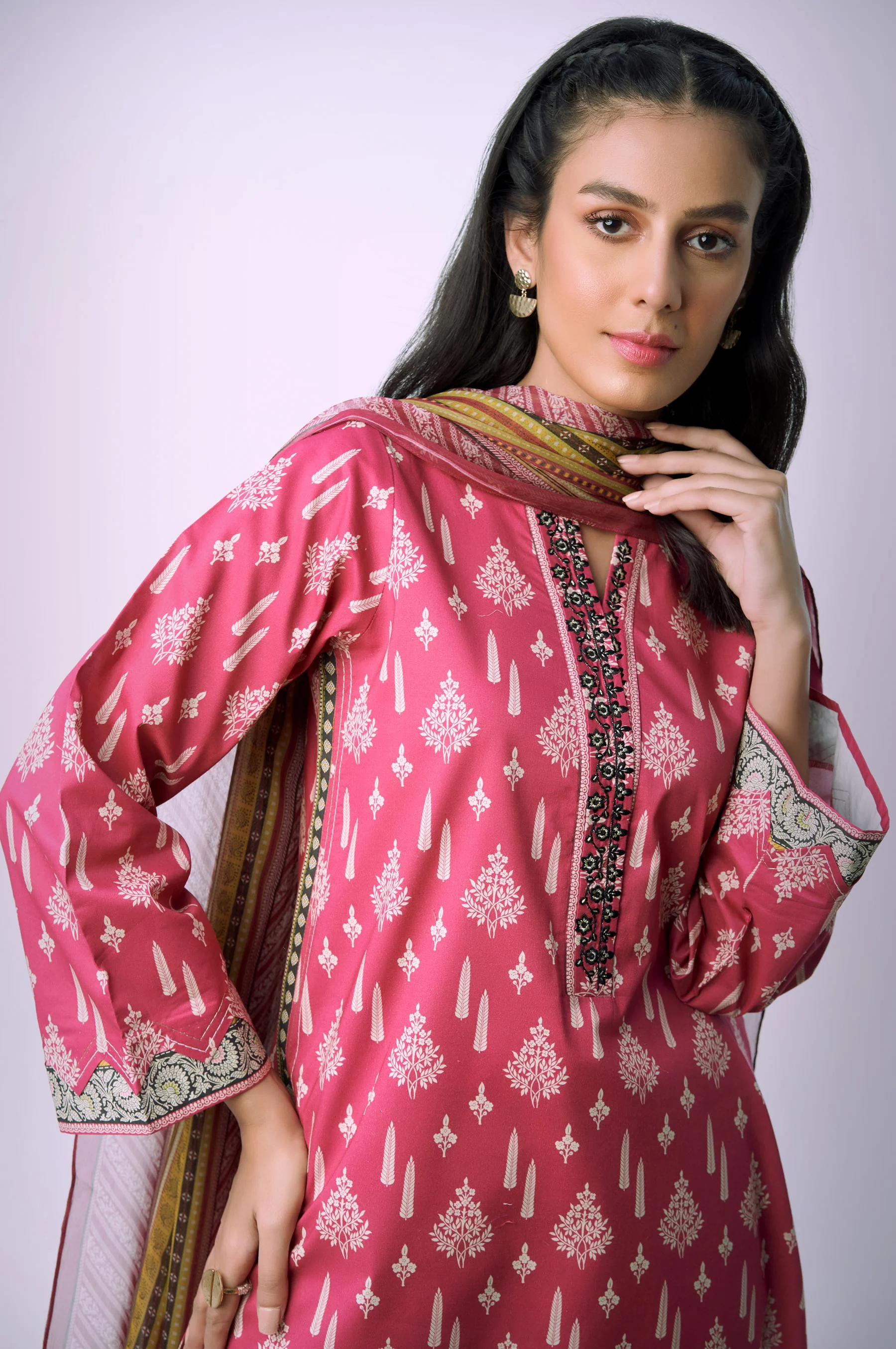 Unstitched 3 Piece Printed Lawn Shirt with Chiffon Dupatta - Image 3